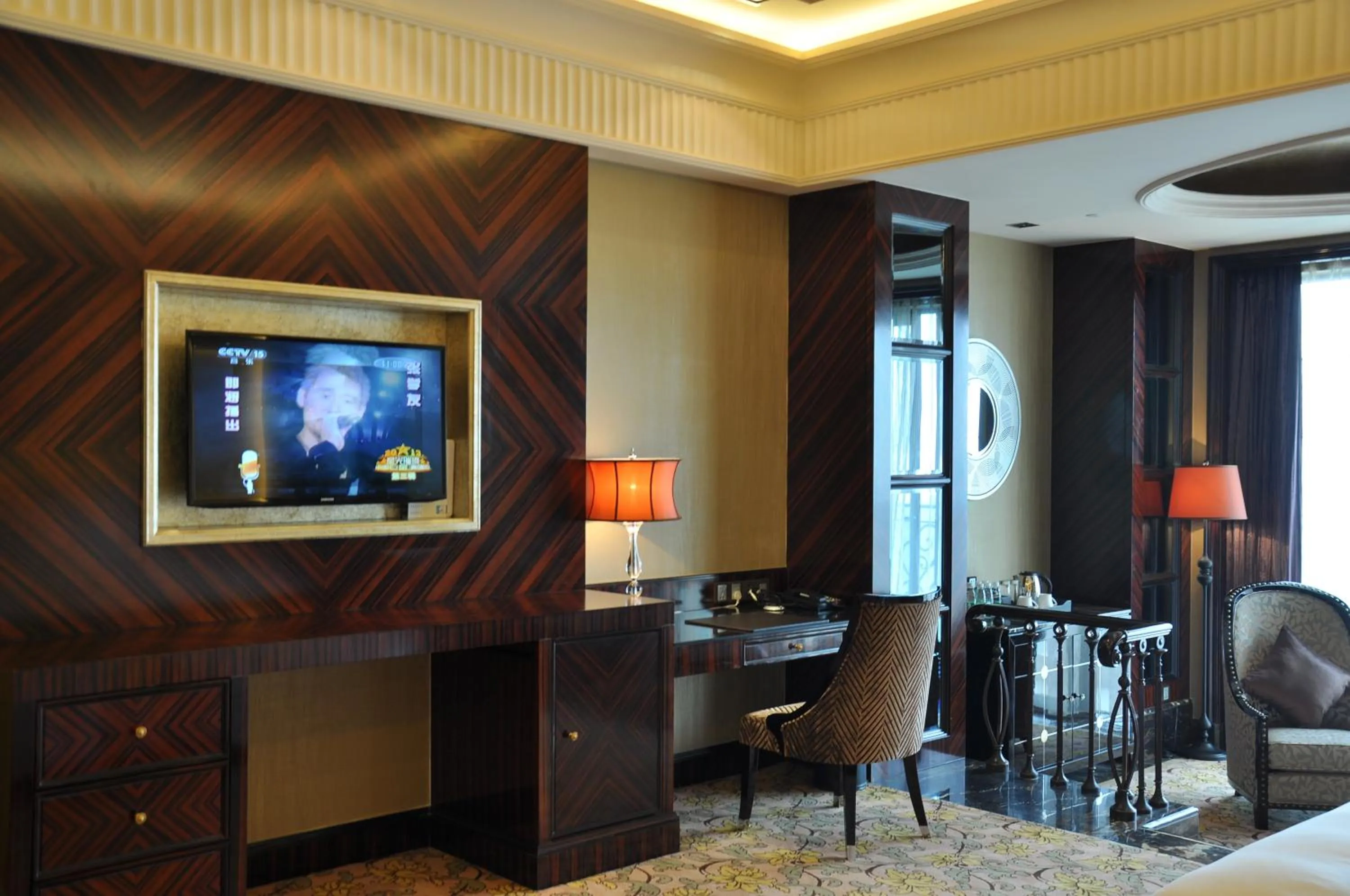 TV and multimedia in Howard Johnson Agile Plaza Chengdu