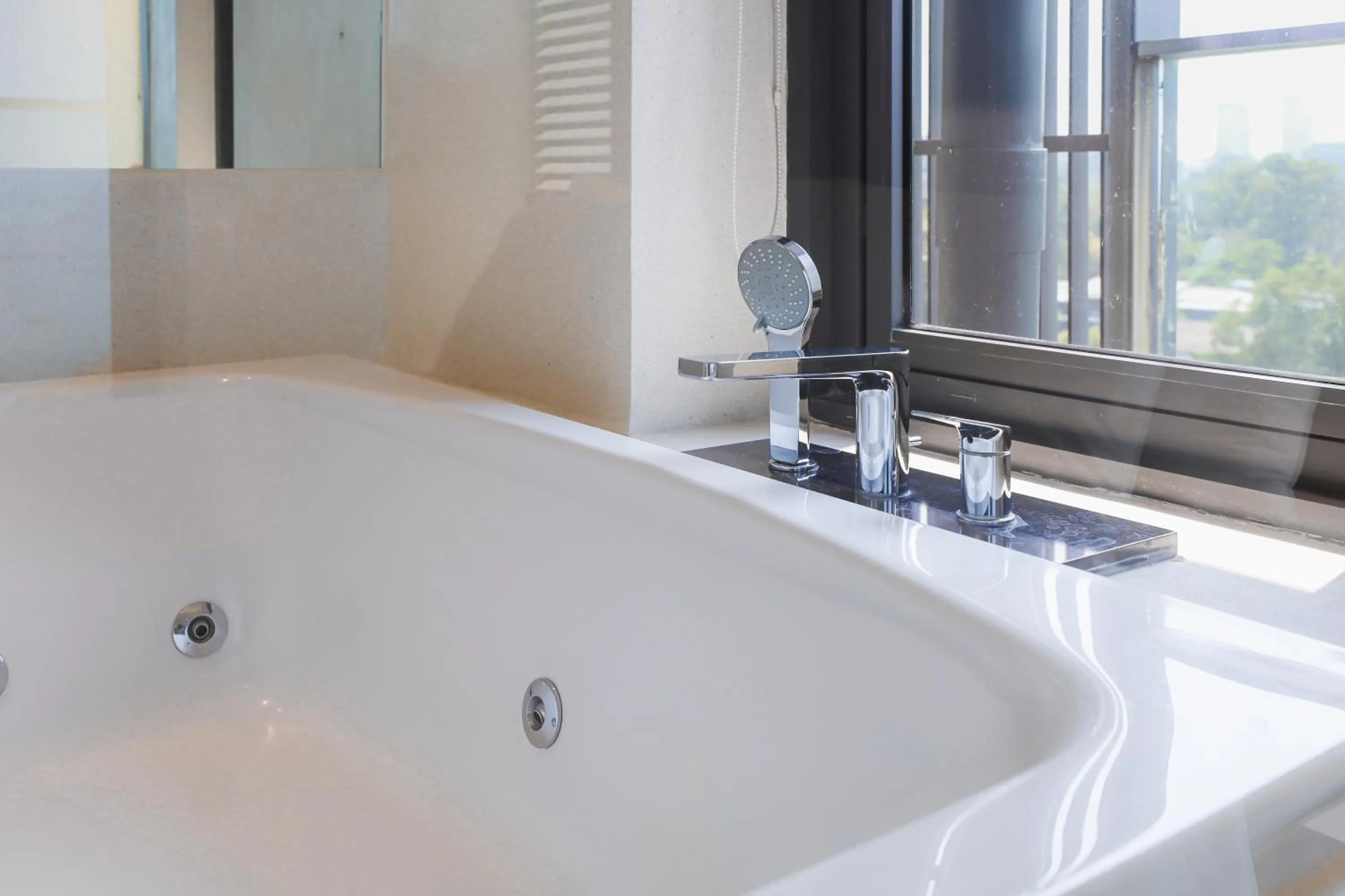 Bathroom in Balcony Seaside Sriracha Hotel & Serviced Apartments