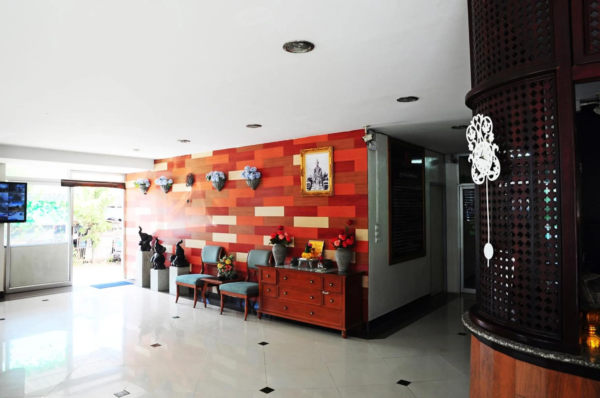 Lobby or reception in Choktawee Smile