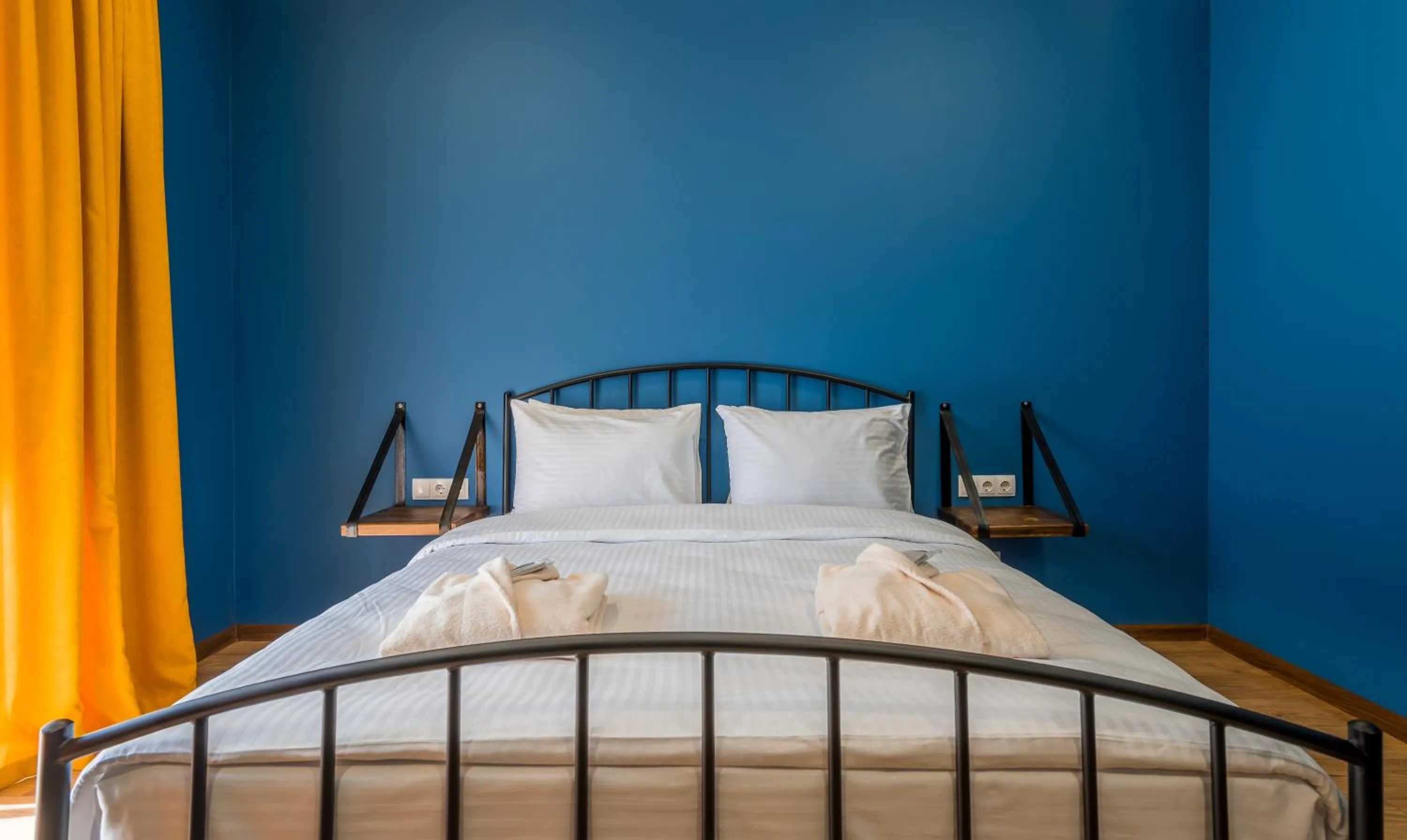 Bed in Hotel Darchi Kazbegi