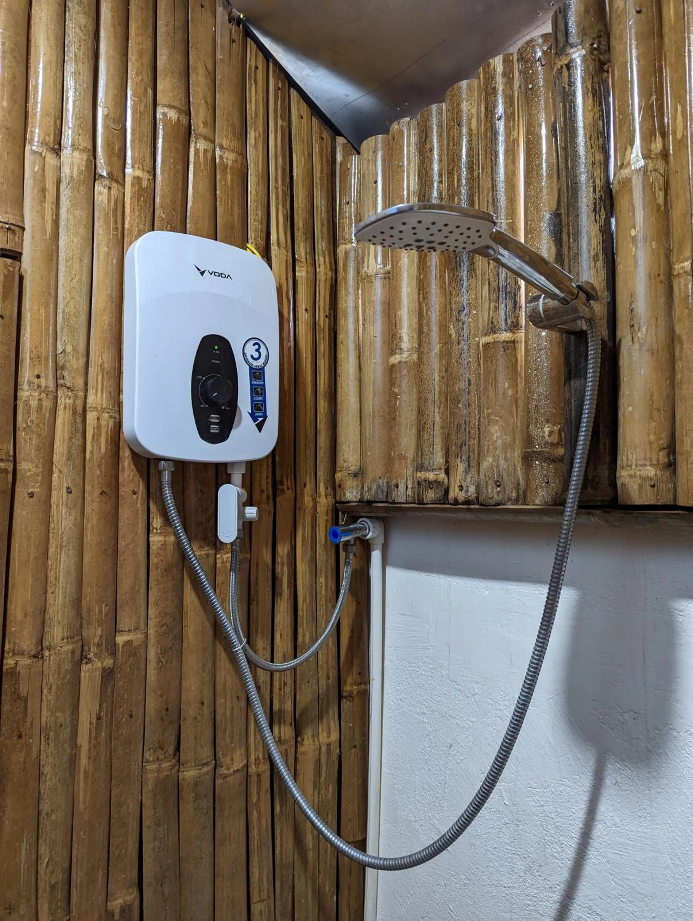 Shower in Ohlala Hostel