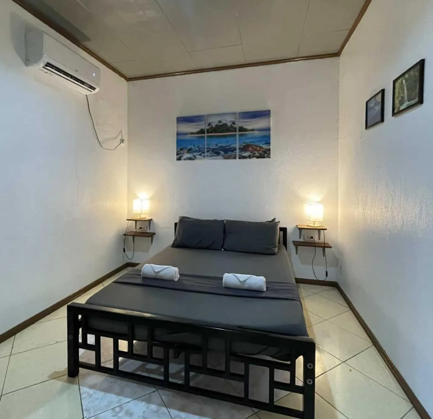 Bedroom, Bed in Ohlala Hostel