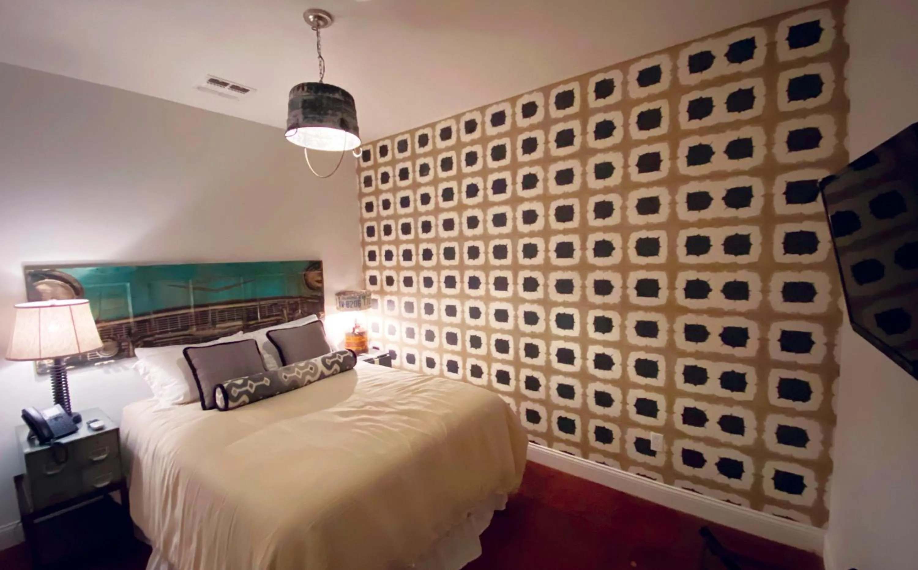 Photo of the whole room in Mulberry Inn