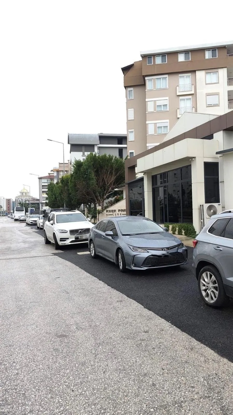 Parking in River Park Residence Lara