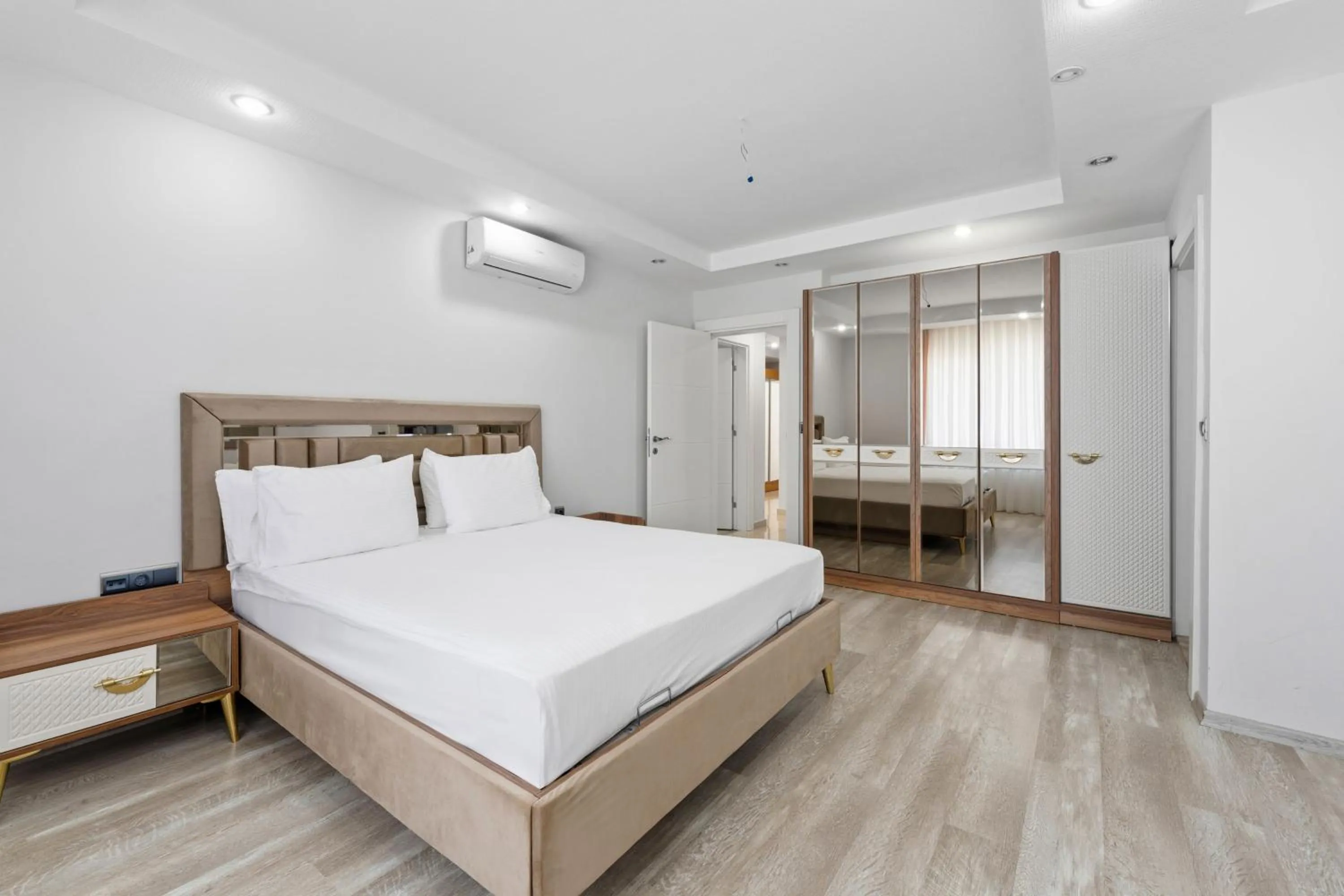 Bed in River Park Residence Lara