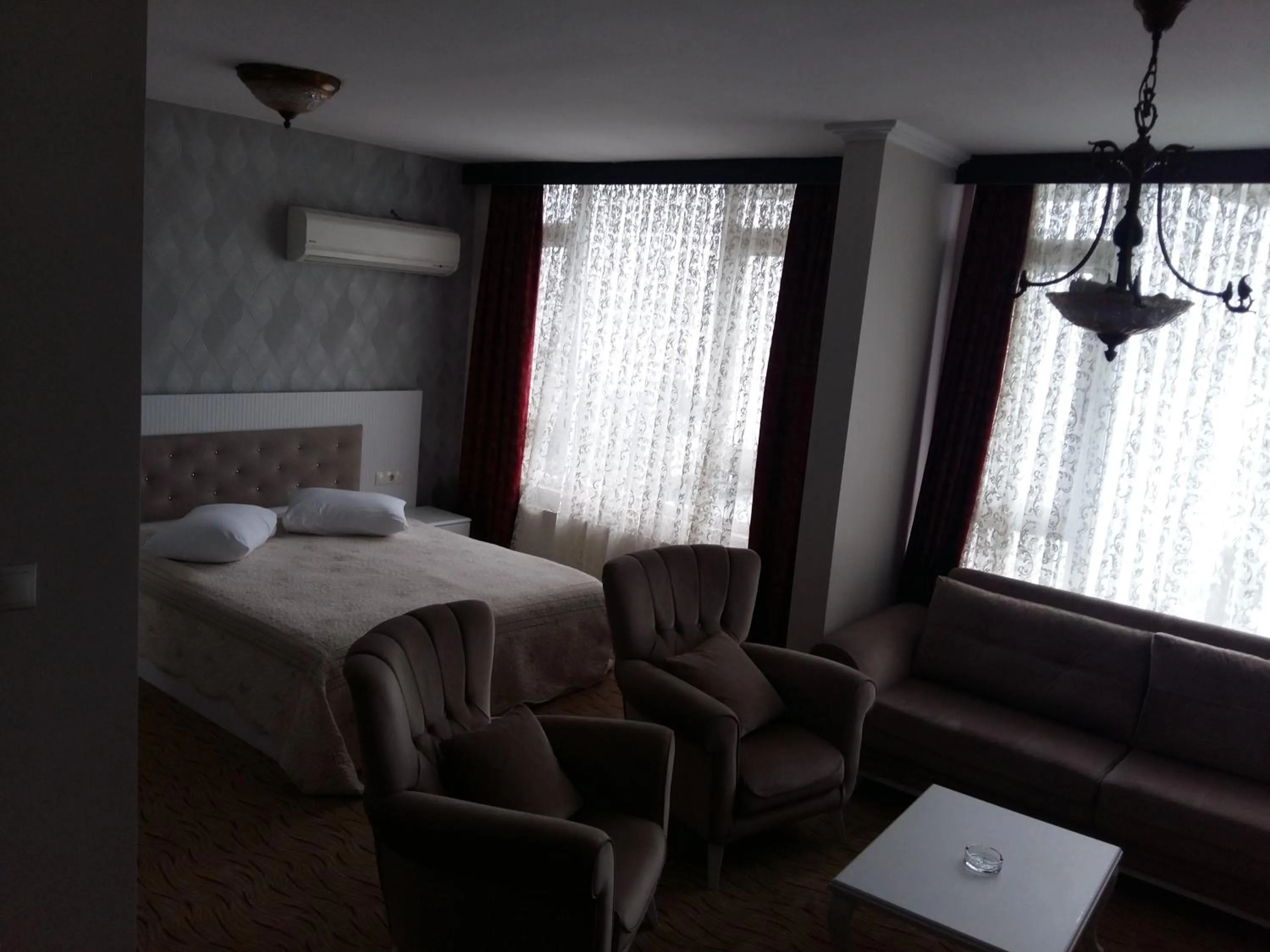 Photo of the whole room, Bed in Cihan Hotel