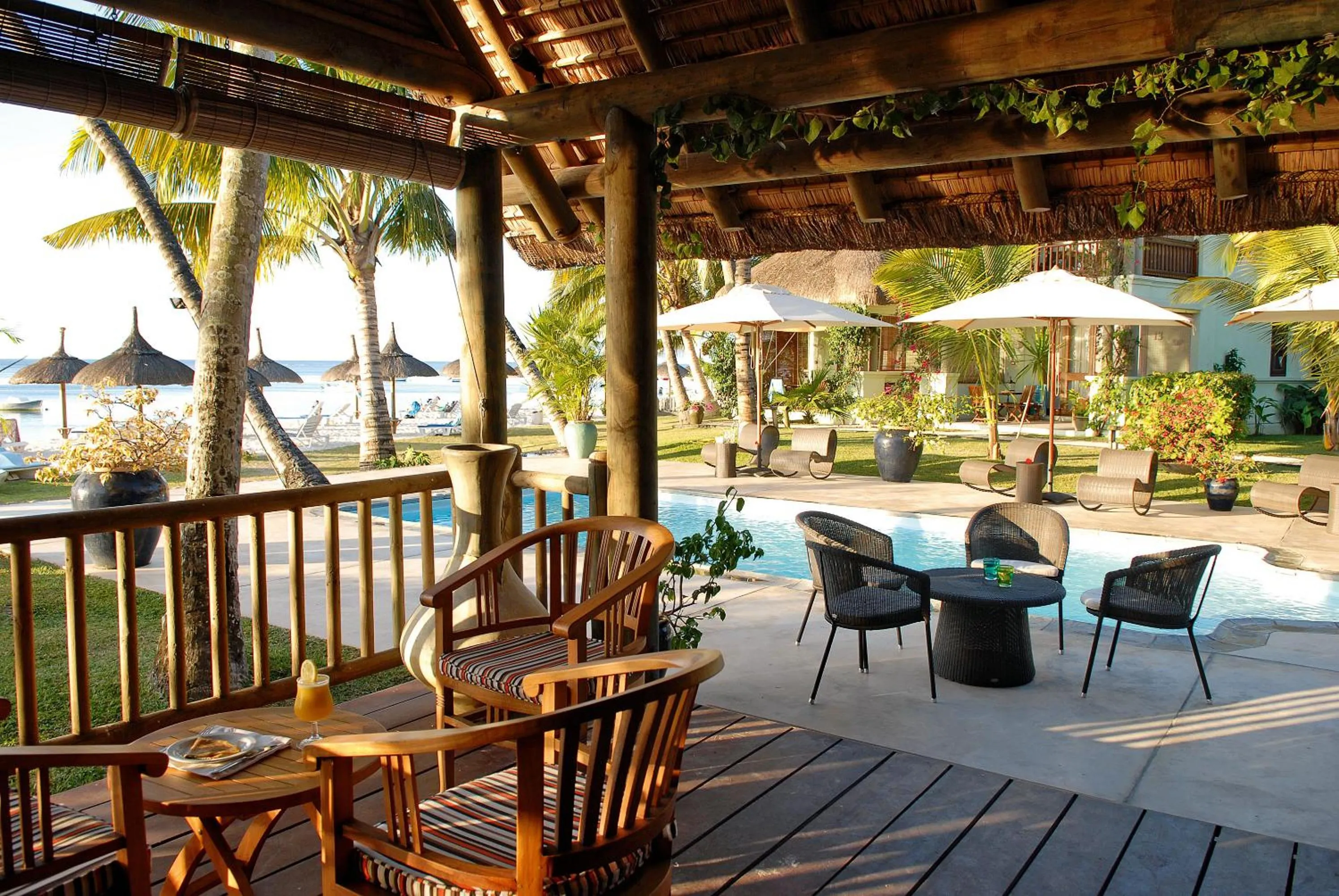 Restaurant/places to eat in Constance Sakoa Boutik