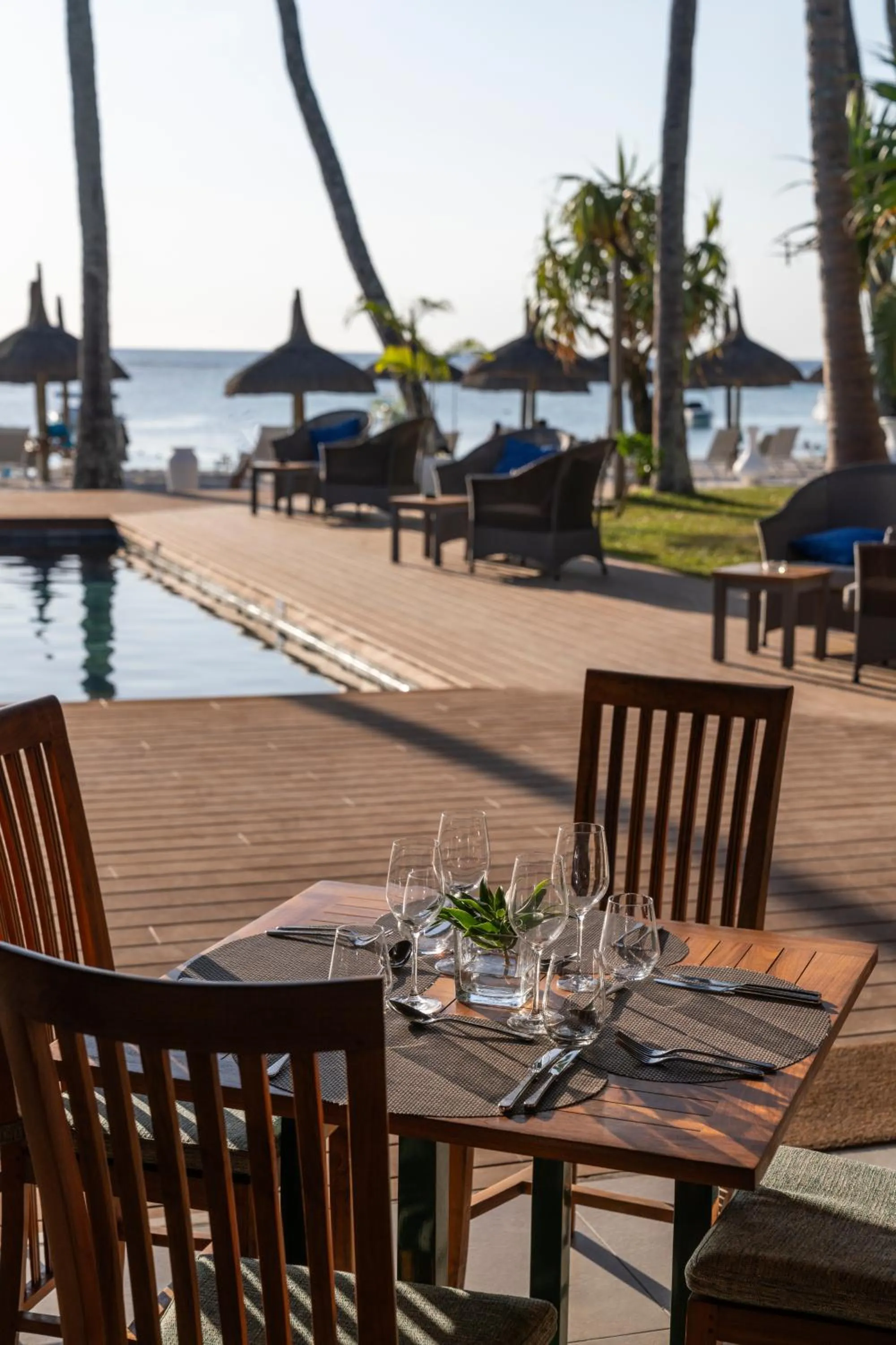 Restaurant/places to eat in Constance Sakoa Boutik