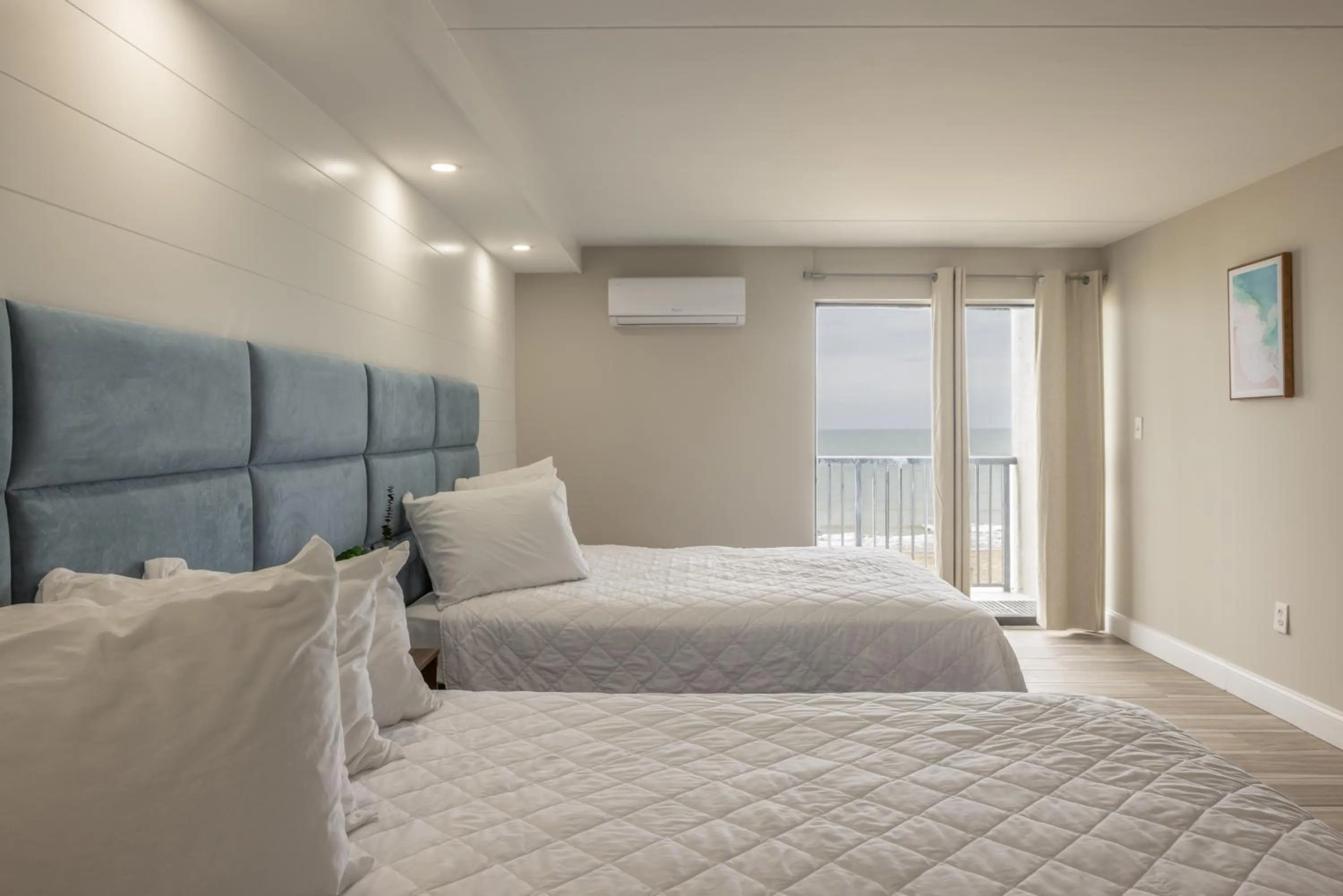 Bed in Aventura on the Ocean