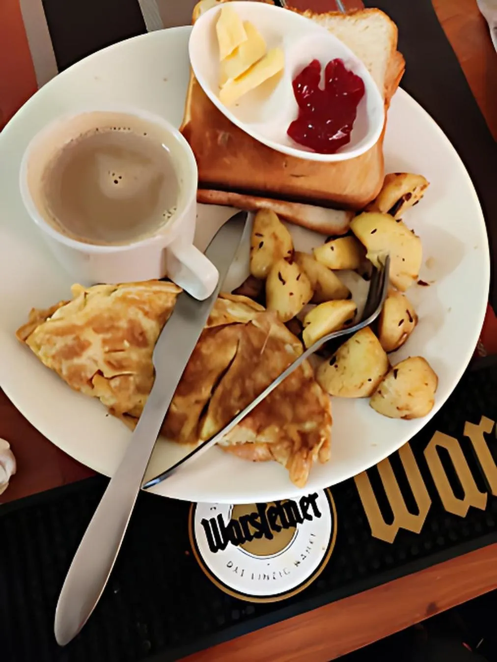 Breakfast in Hotel BhupuSainik Sauraha, Chitwan