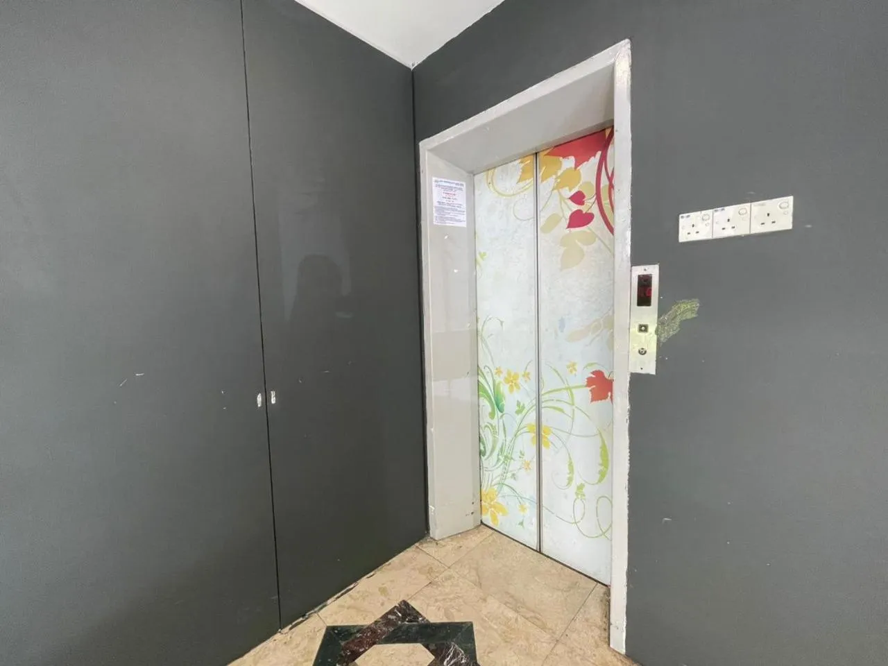 elevator in Smile Hotel Titiwangsa Pekeliling Sentul