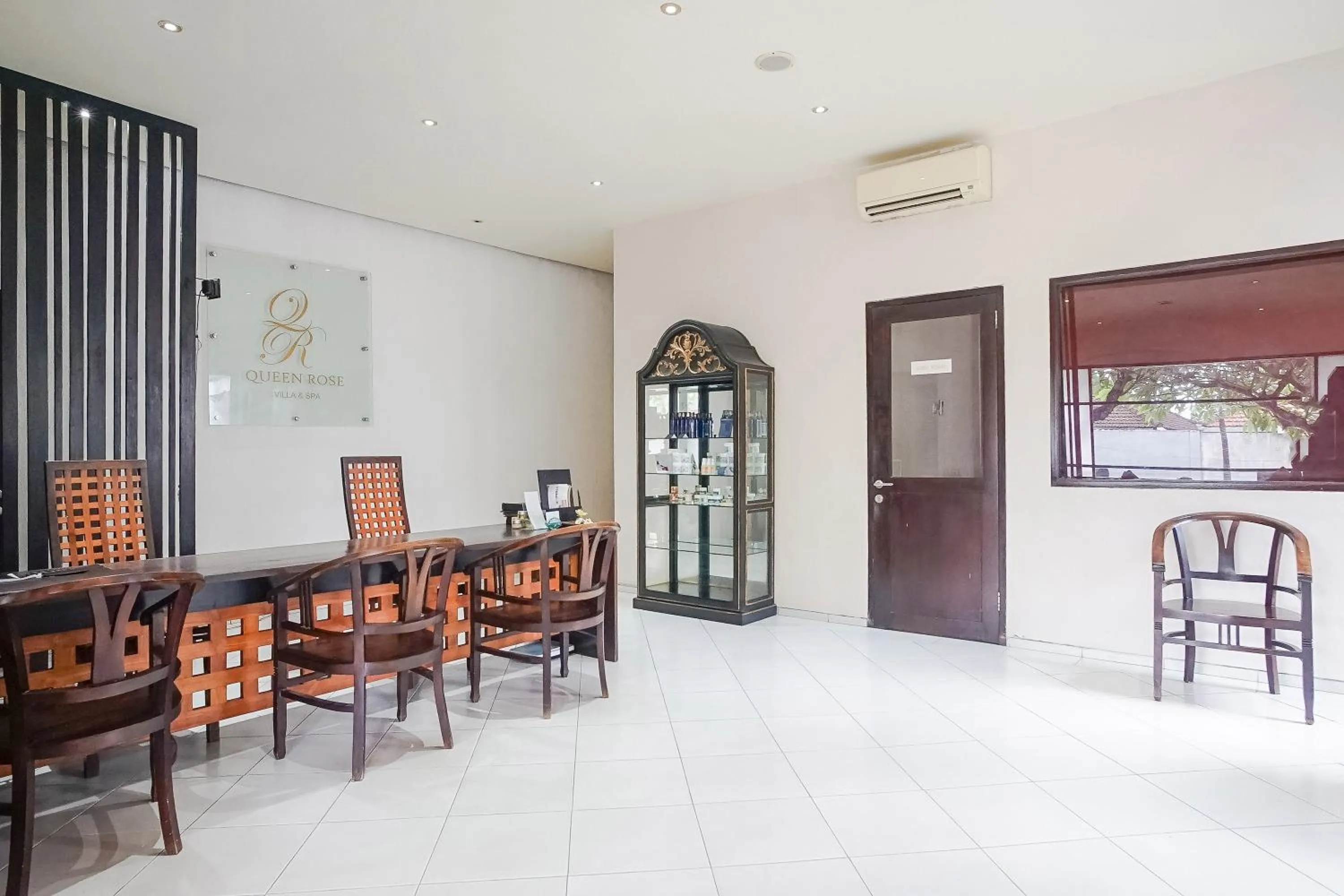 Lobby or reception in Queen Rose Villa & Spa