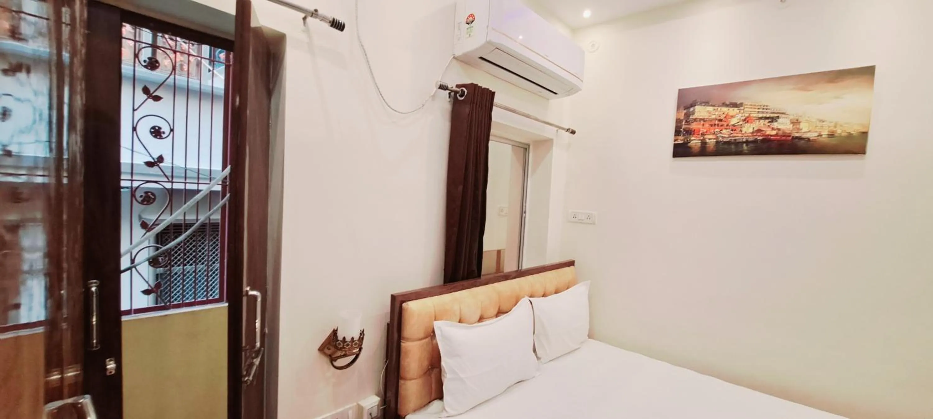 Bed in Hotel Ananya Inn