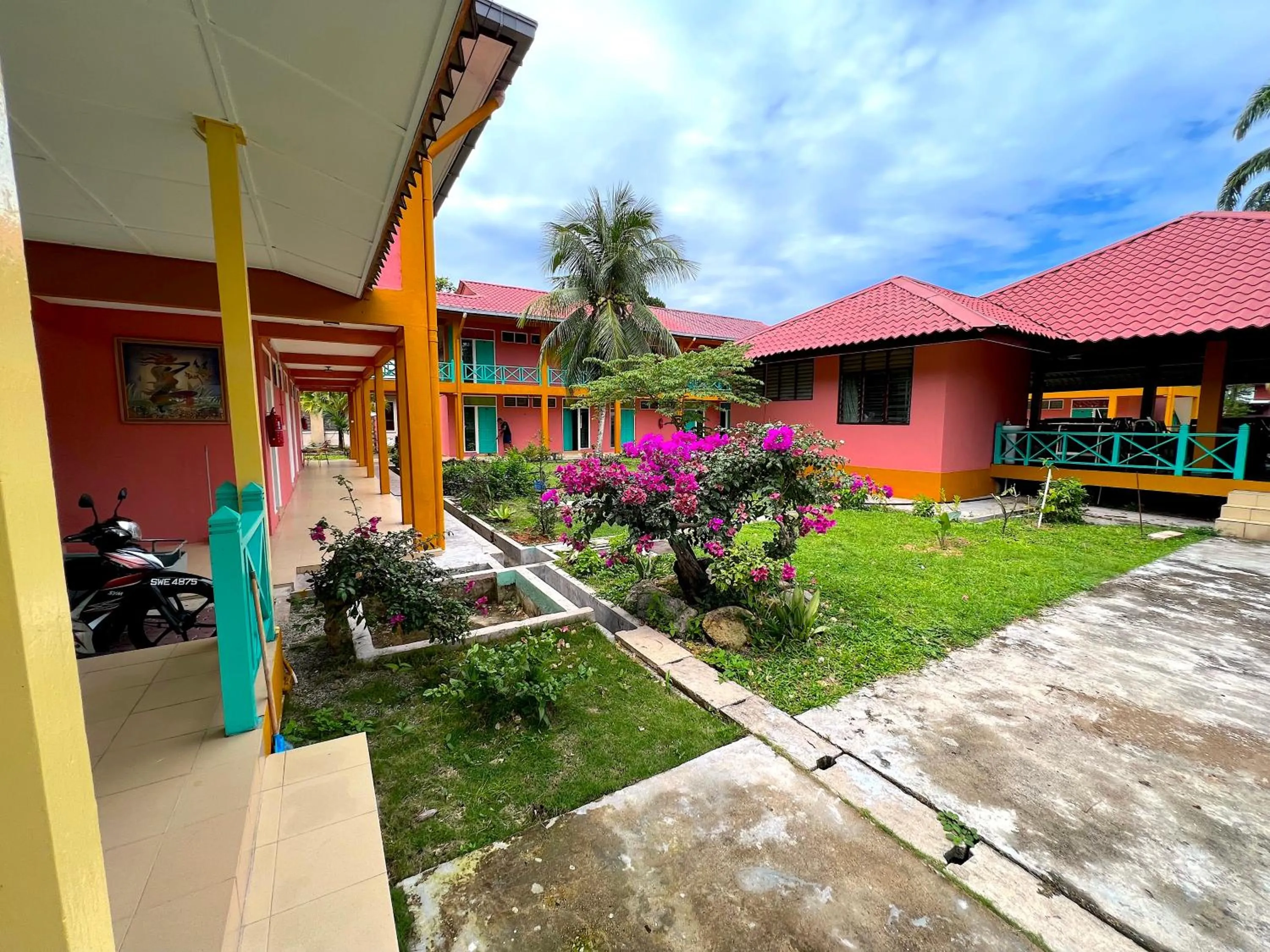 Property building in papaya resort