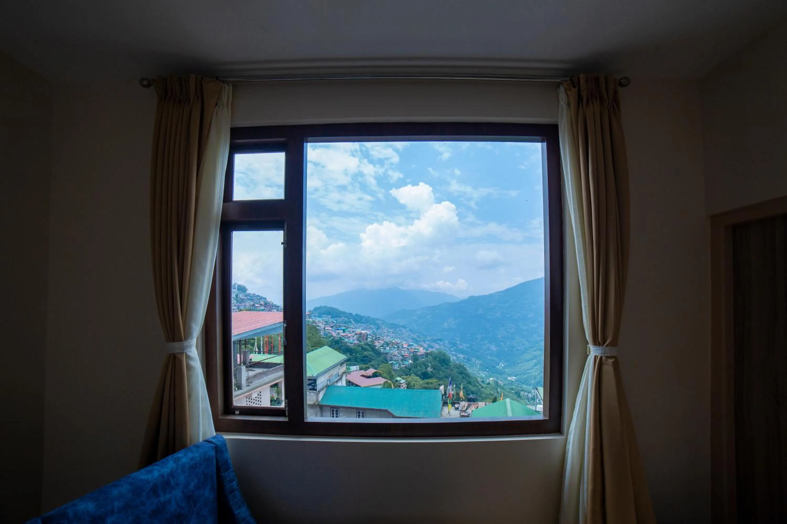 Mountain view in Citrus Boutique Hotel