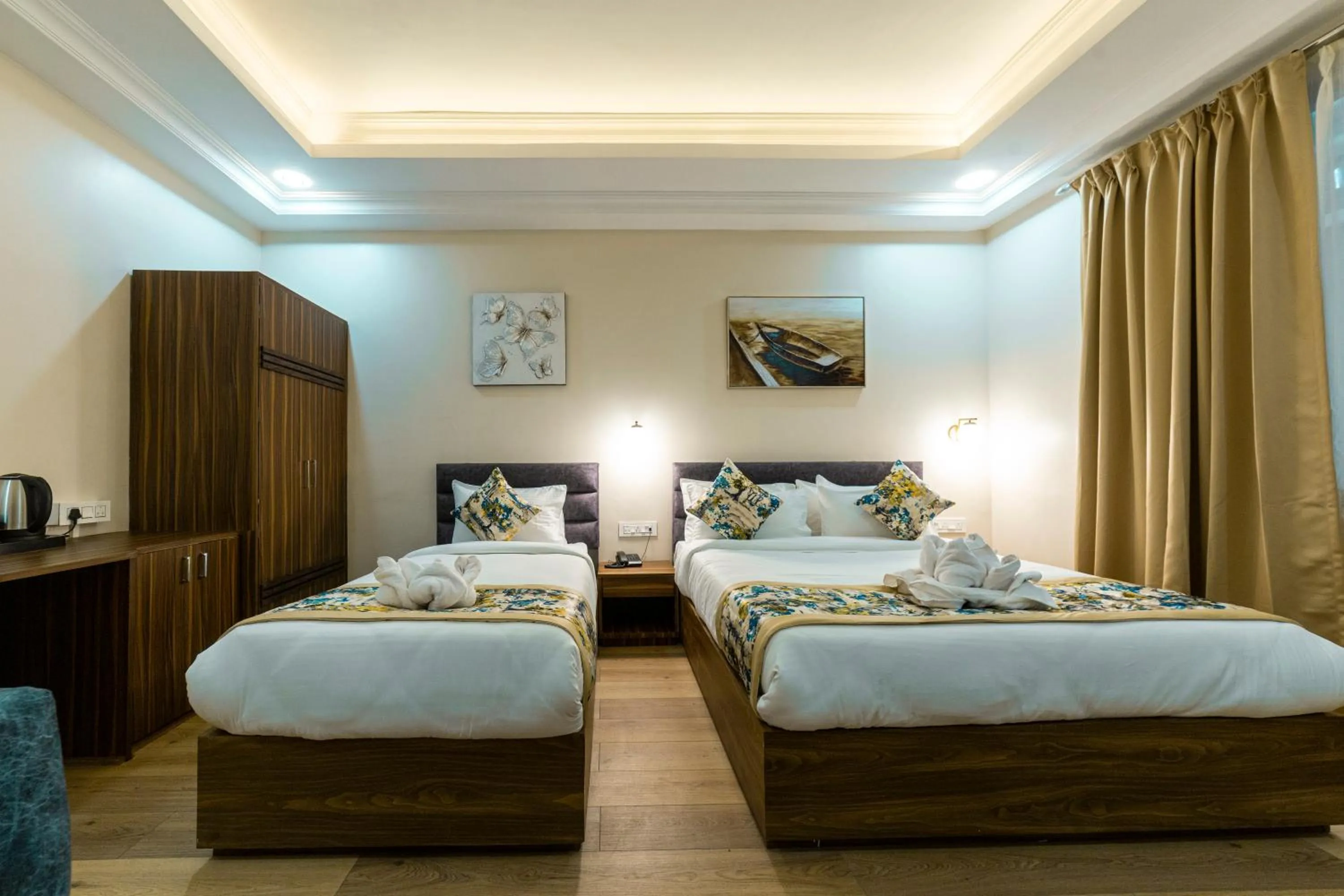 Bedroom, Bed in Citrus Boutique Hotel