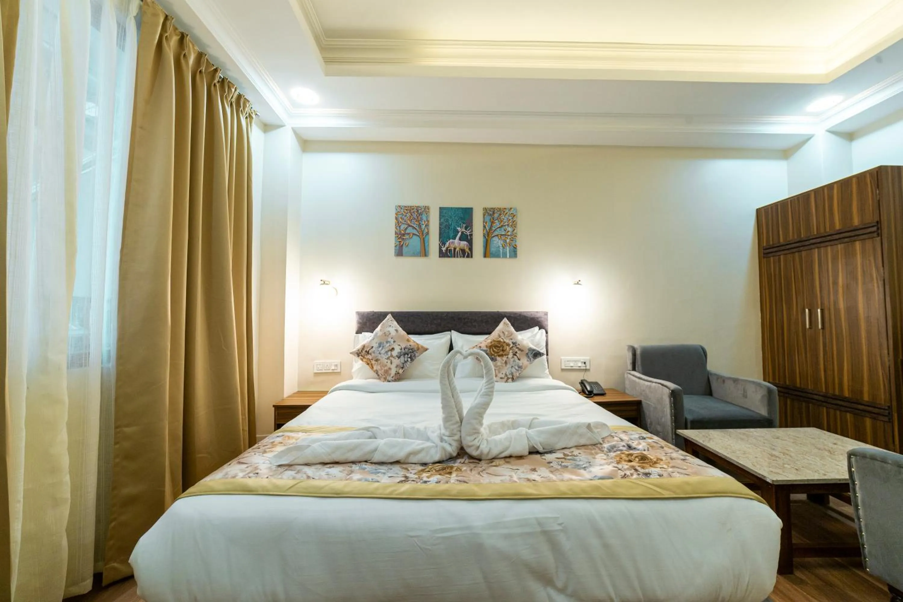 Bedroom, Bed in Citrus Boutique Hotel