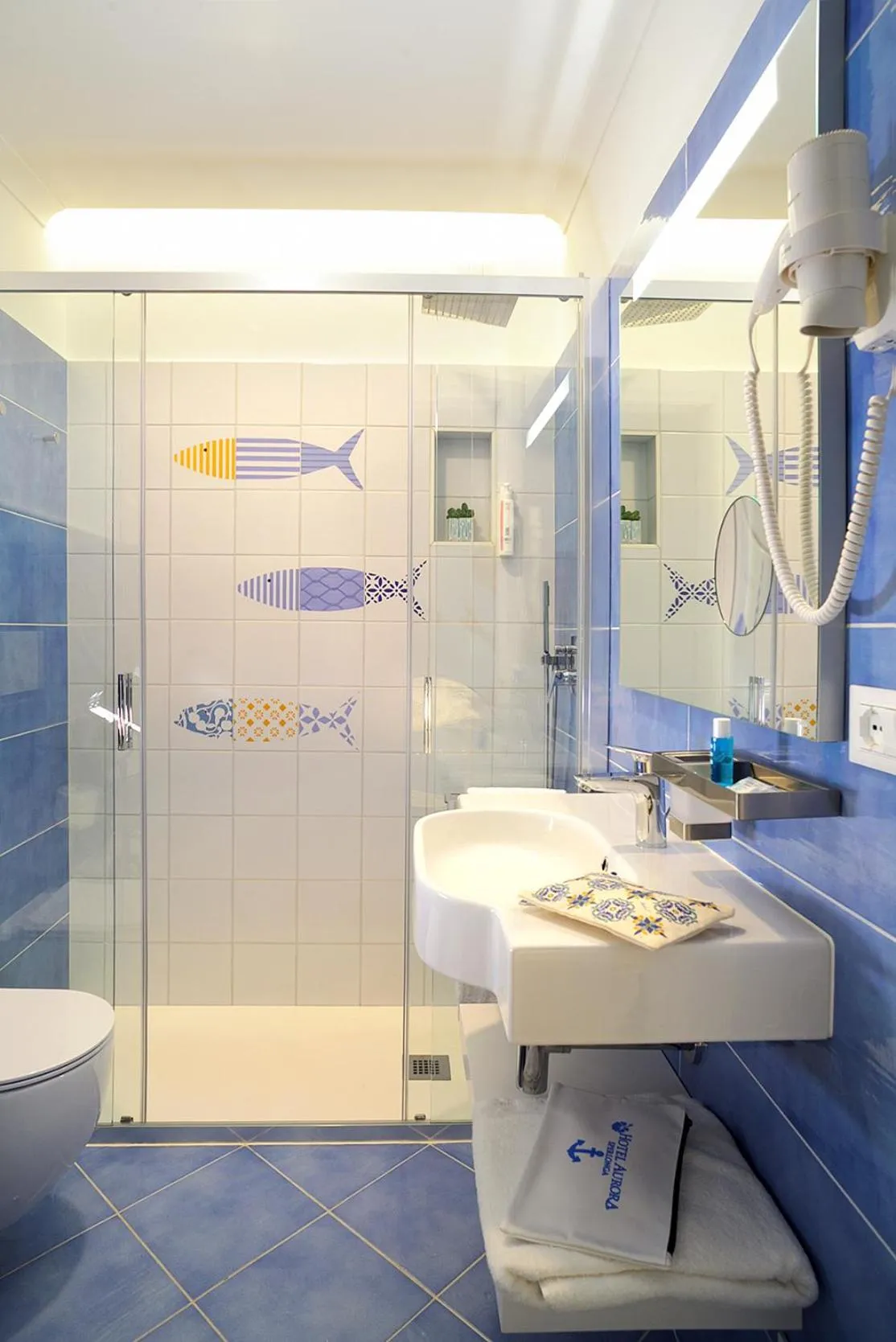 Bathroom in Hotel Aurora