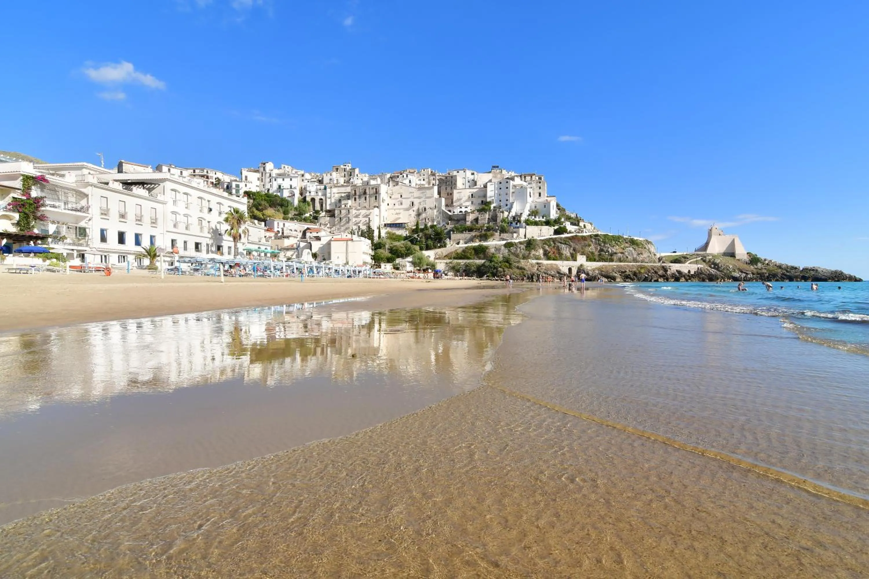 Beach in Hotel Aurora