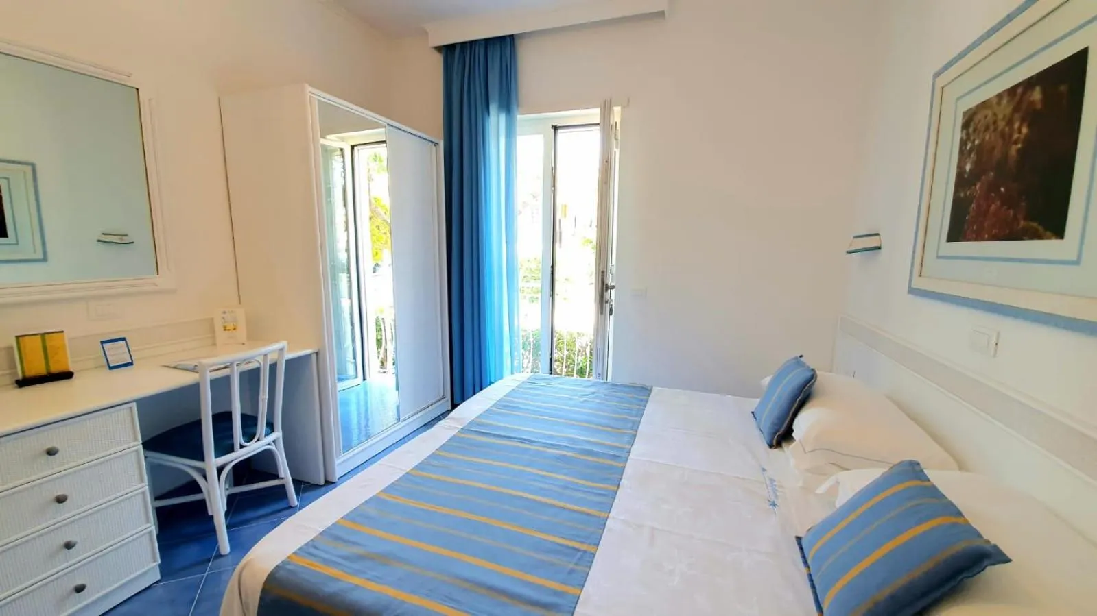 Bedroom, Bed in Hotel Aurora