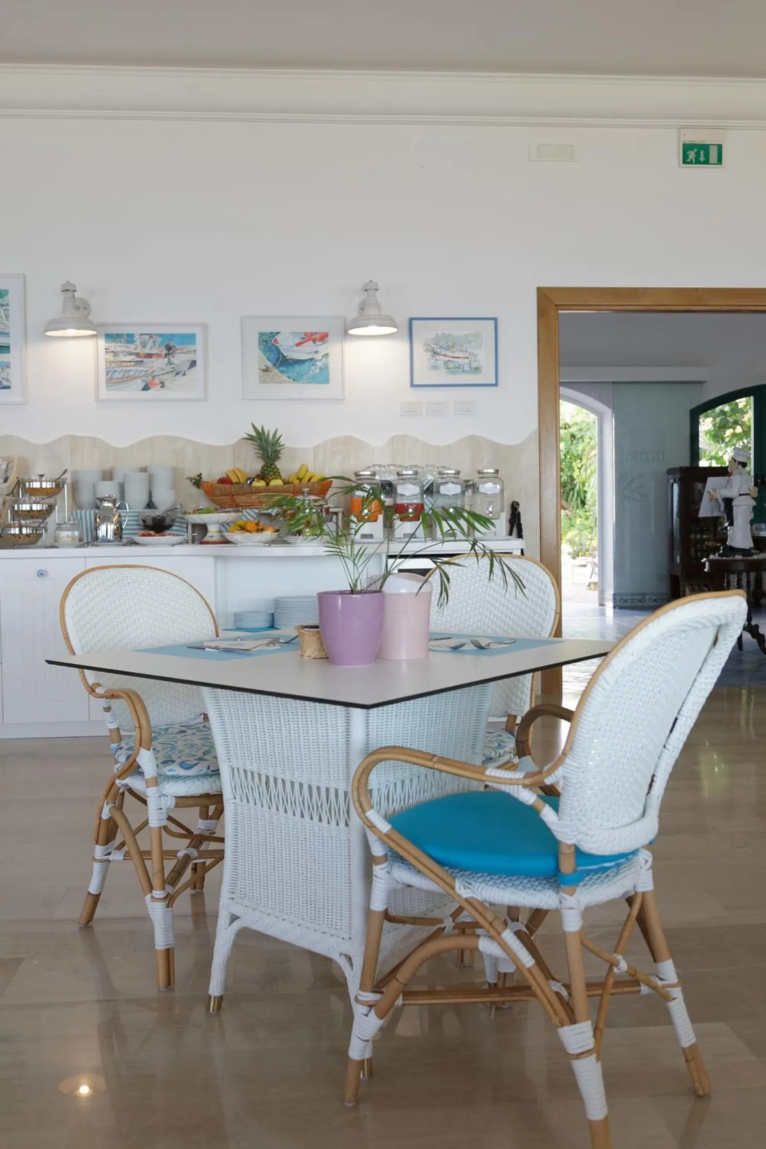 Breakfast in Hotel Aurora