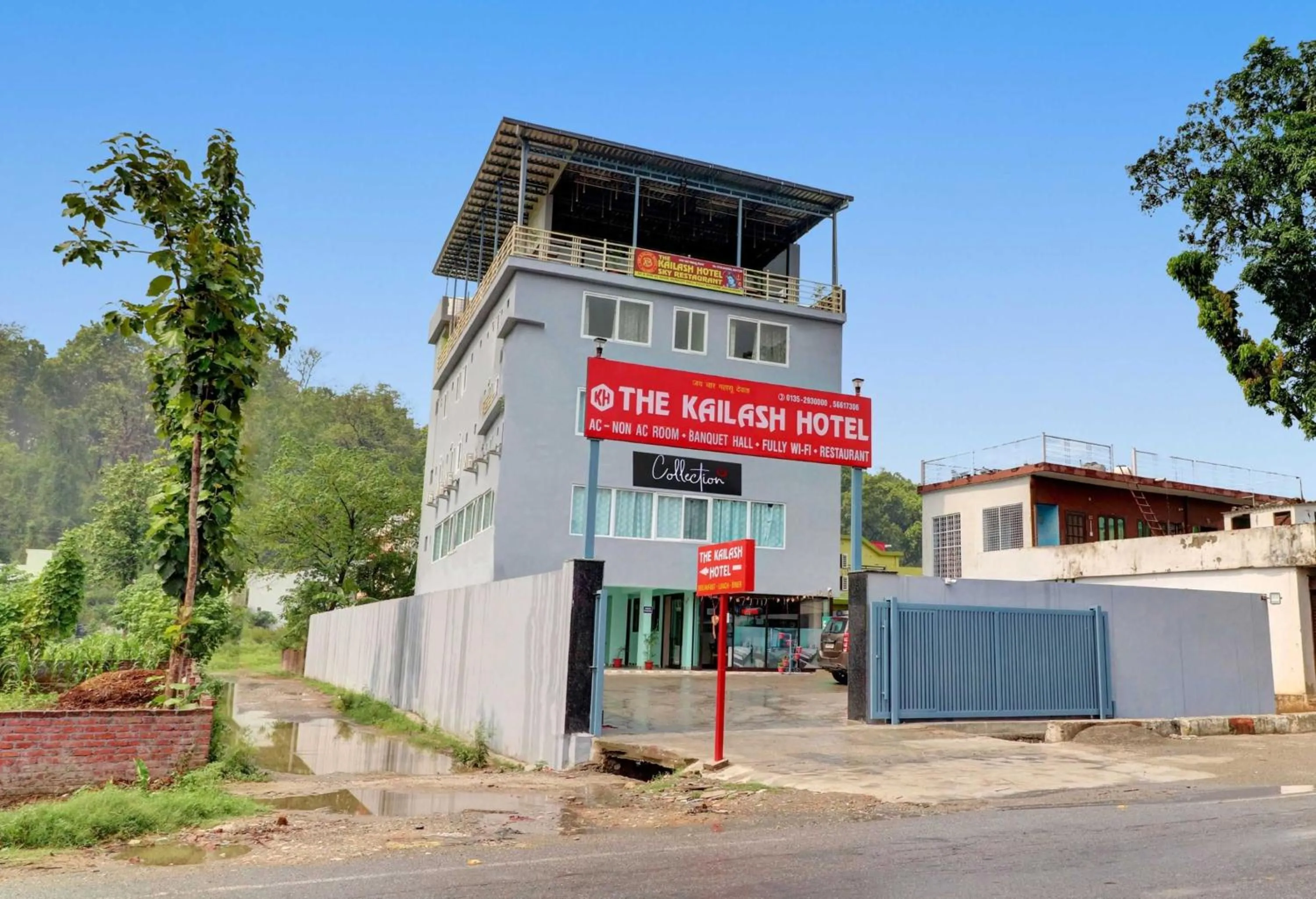 Super Collection O The Kailash Hotel