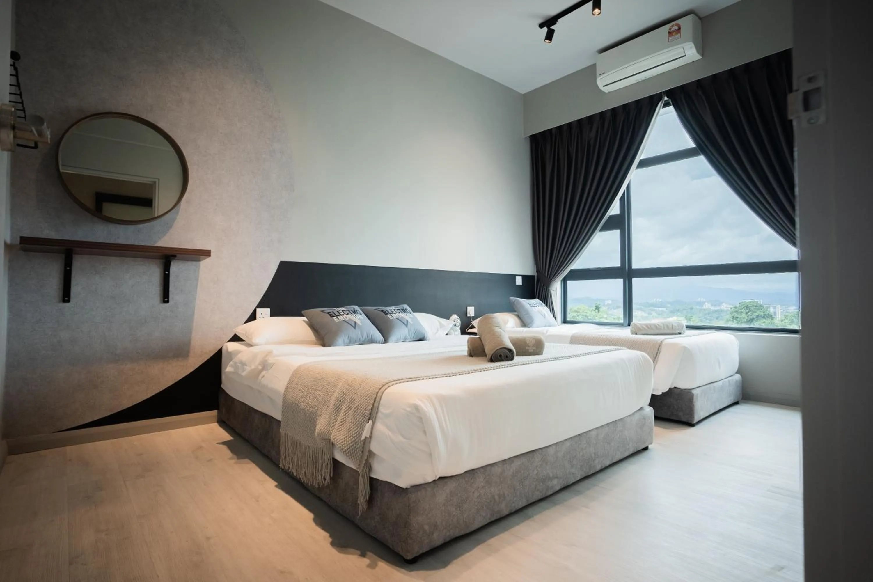Bedroom, Bed in Jesselton Quay by Pinstay