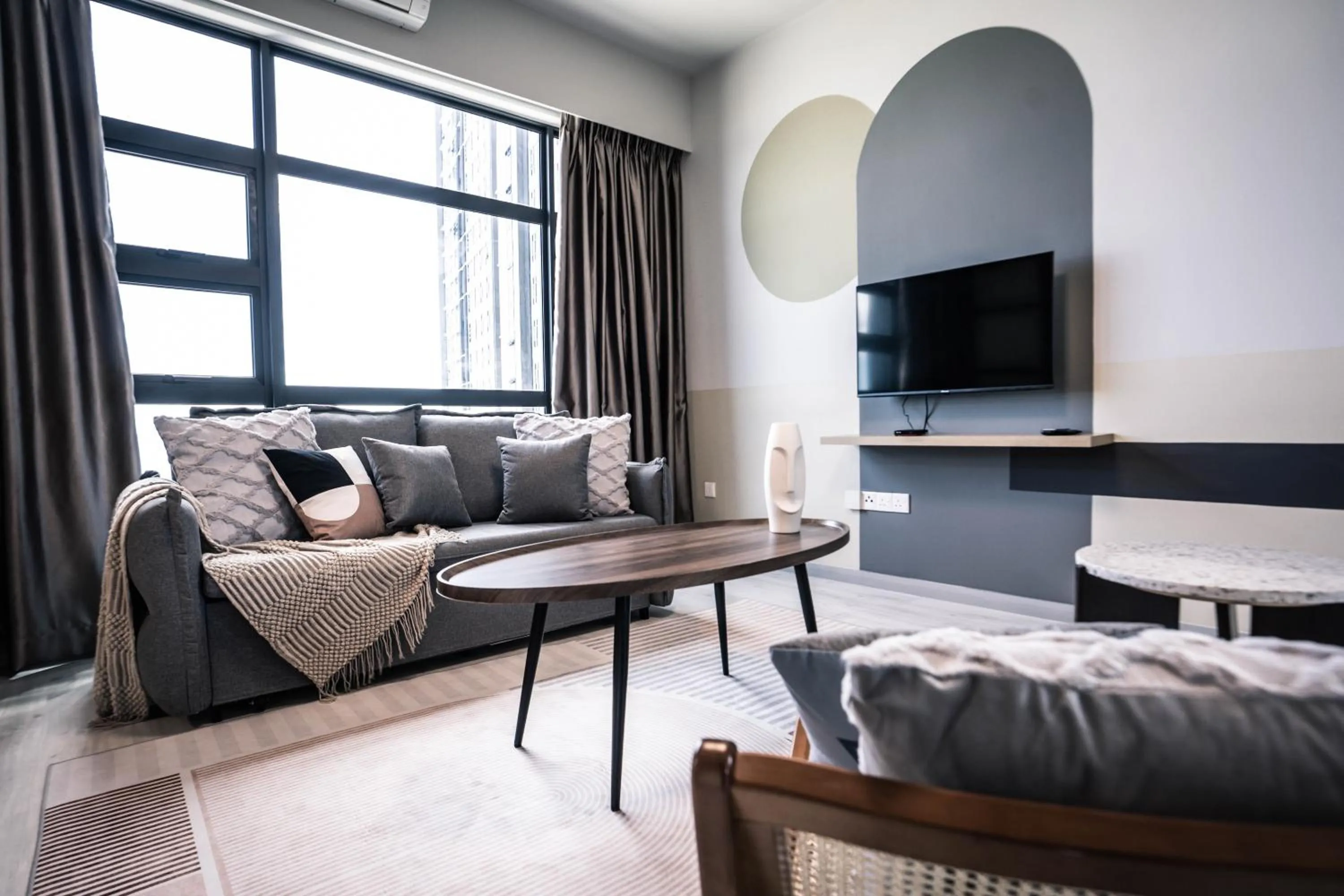 TV and multimedia in Jesselton Quay by Pinstay