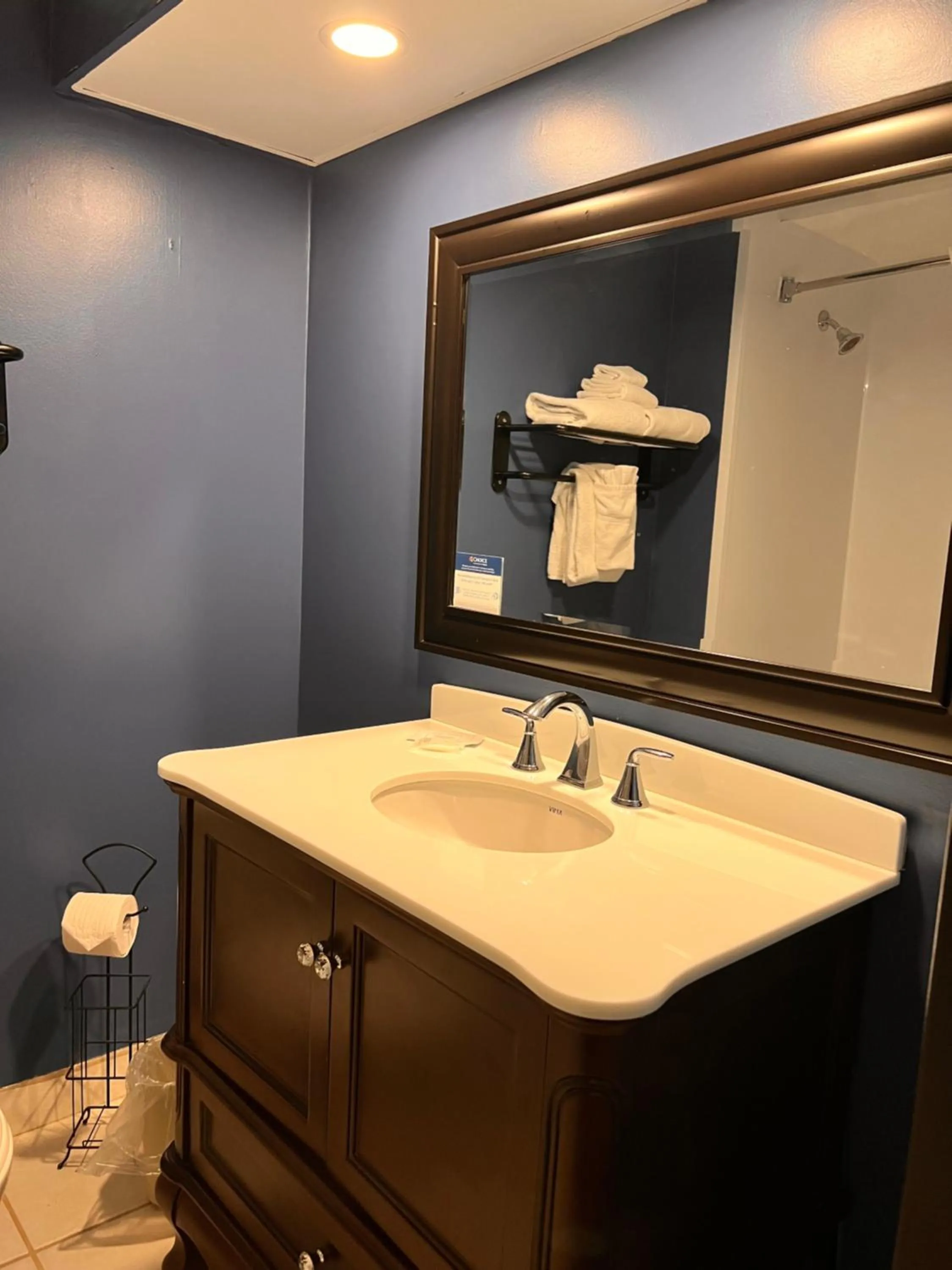 Bathroom in Hearthstone Inn Sydney