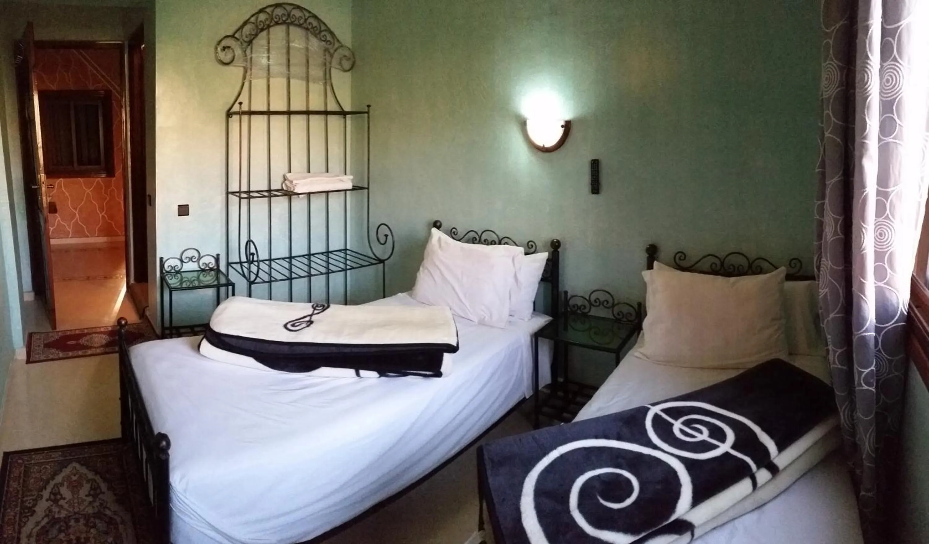 Bedroom, Bed in Hotel Espace Tifawine