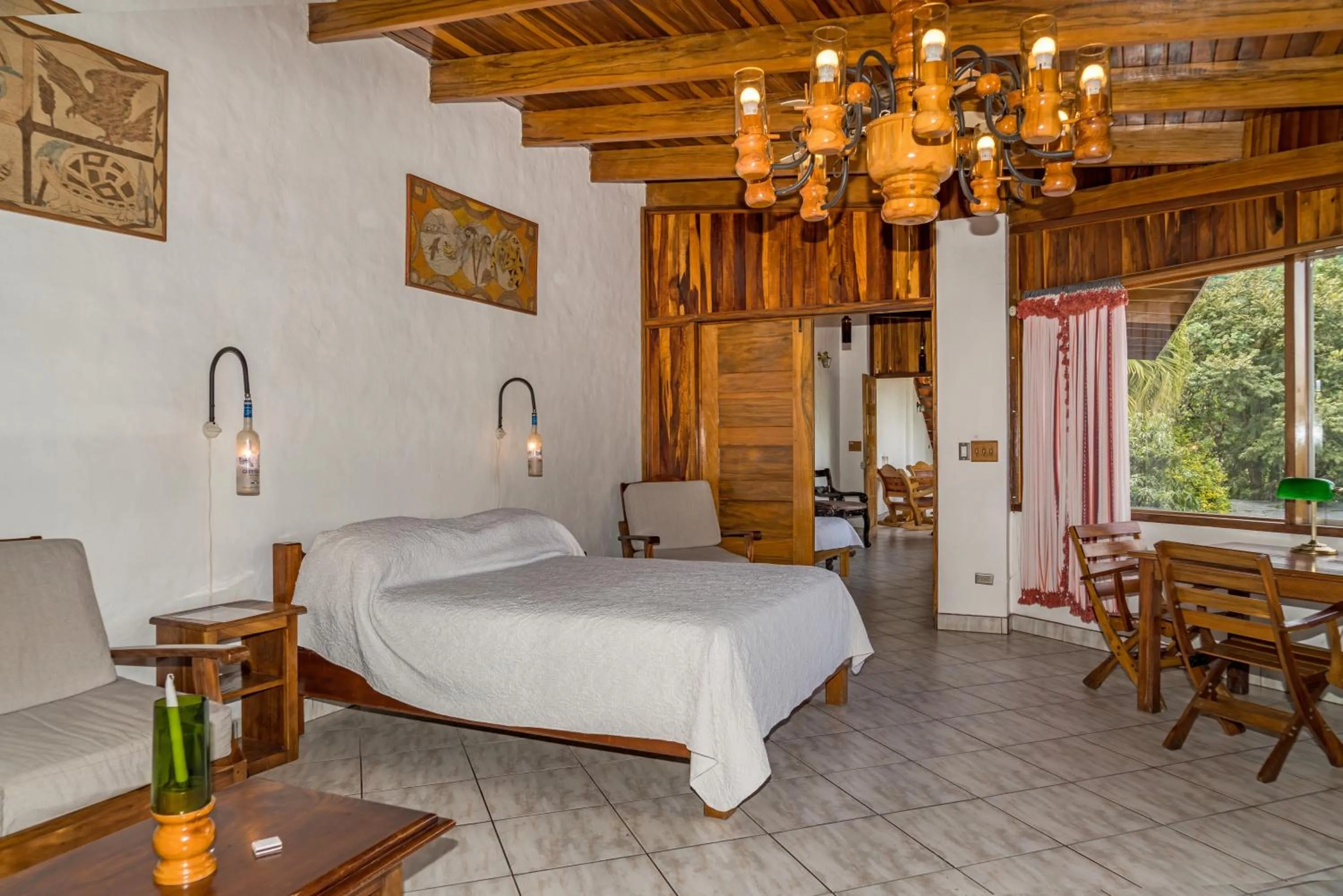 Bed in Costa Verde Inn