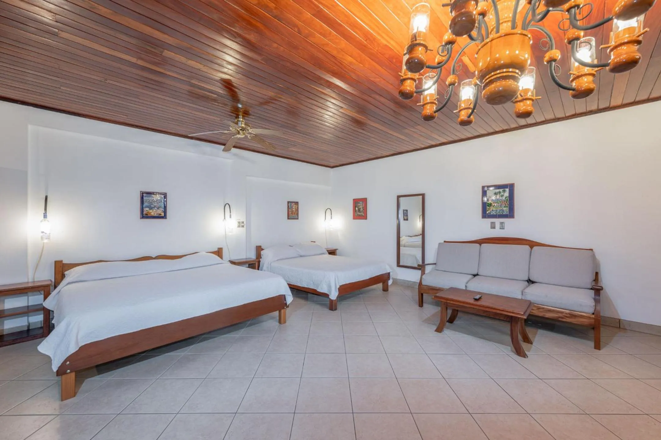 Bed in Costa Verde Inn