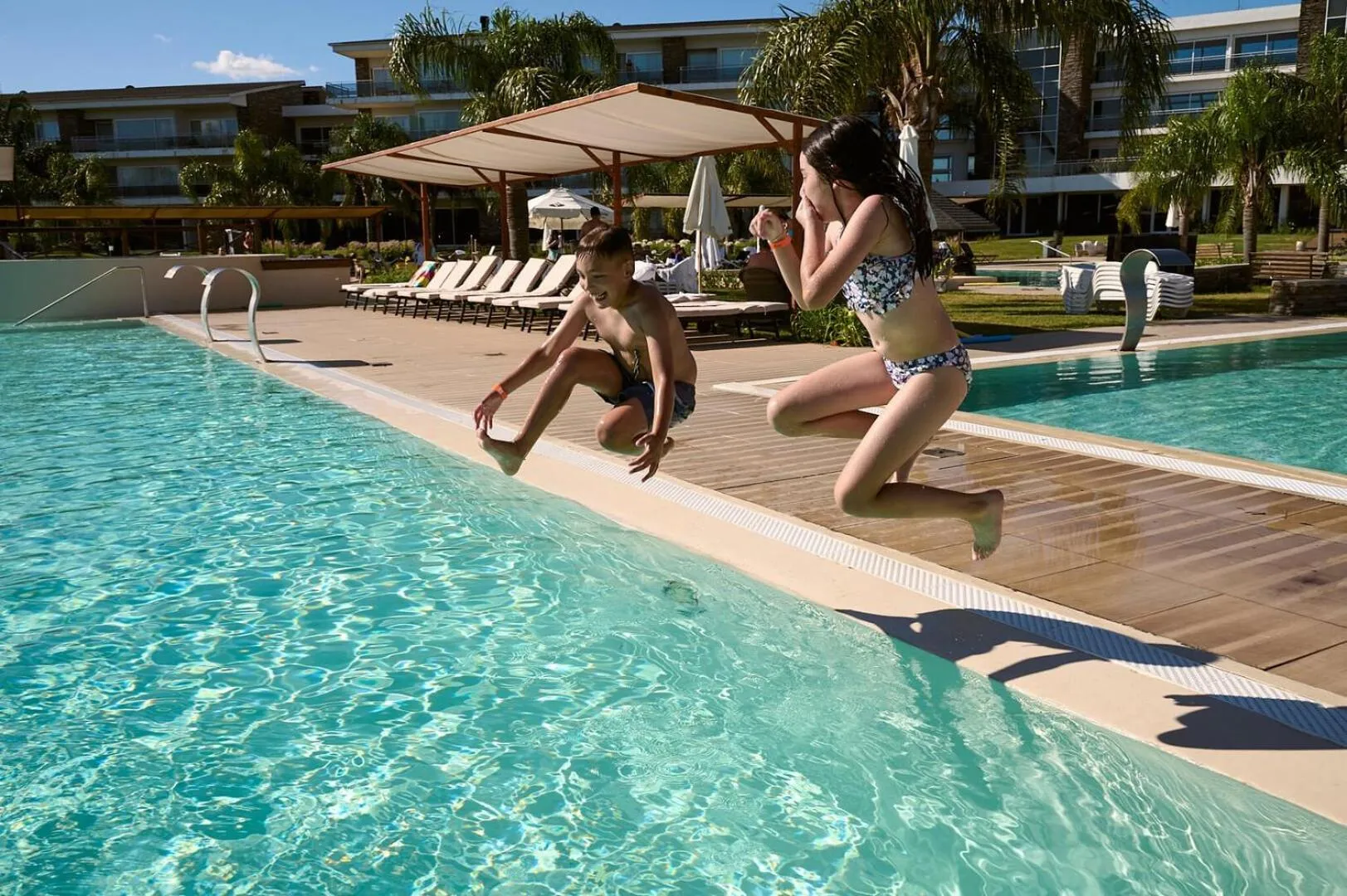 Swimming pool in Altos del Arapey All Inclusive, Golf & Spa