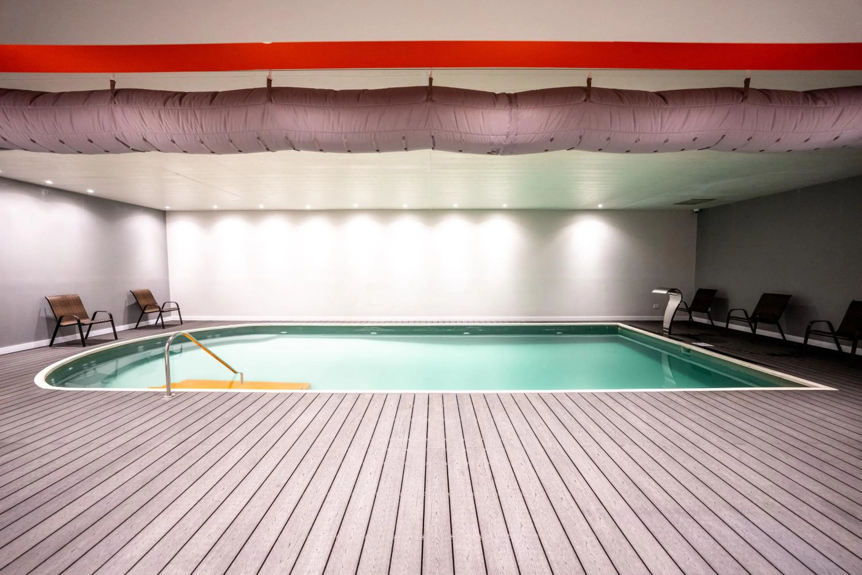 Swimming pool in Cilene del Fuego Suites & Spa