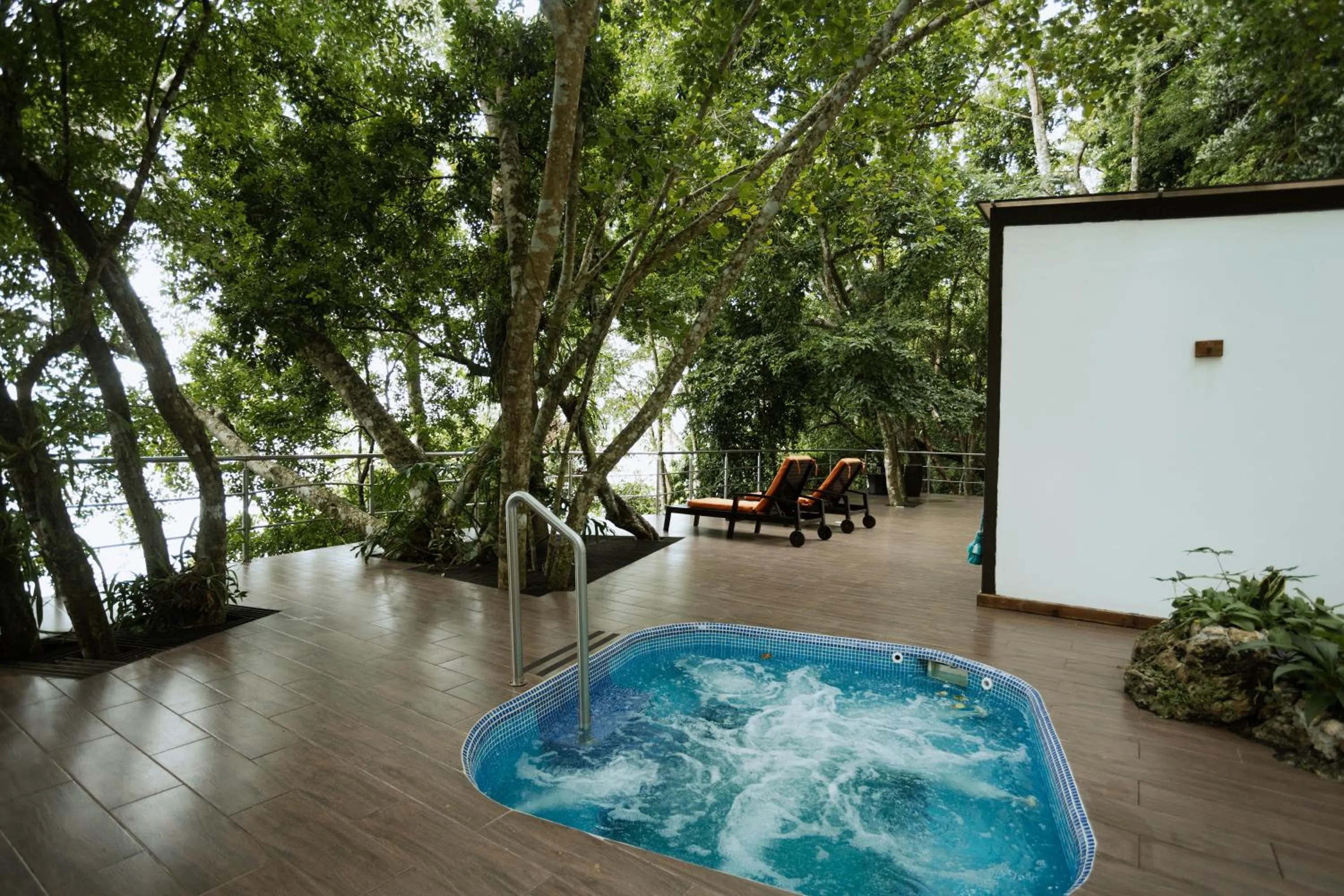 Spa and wellness centre/facilities in Bolontiku Boutique Hotel & Spa