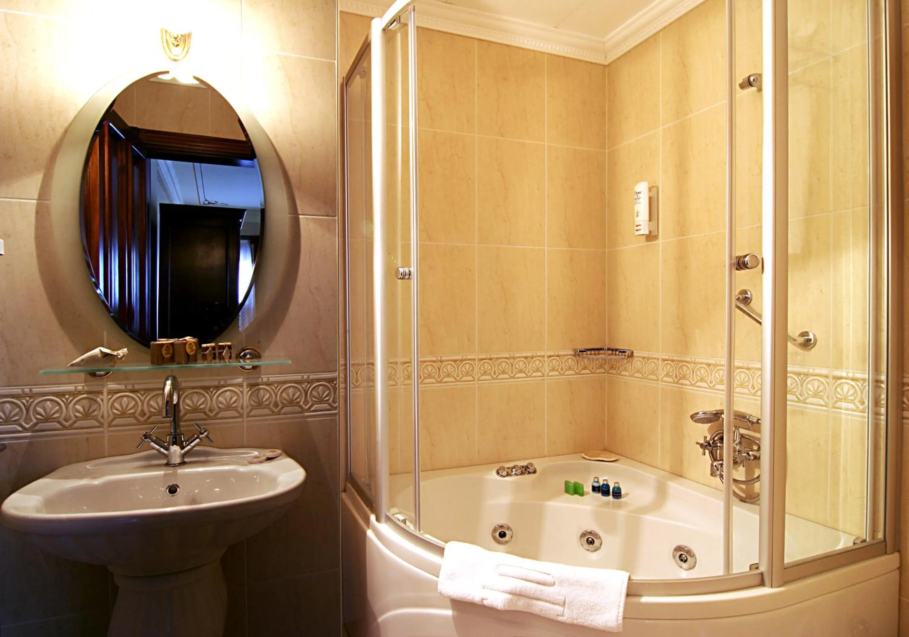 Bathroom in Dersaadet Hotel Istanbul