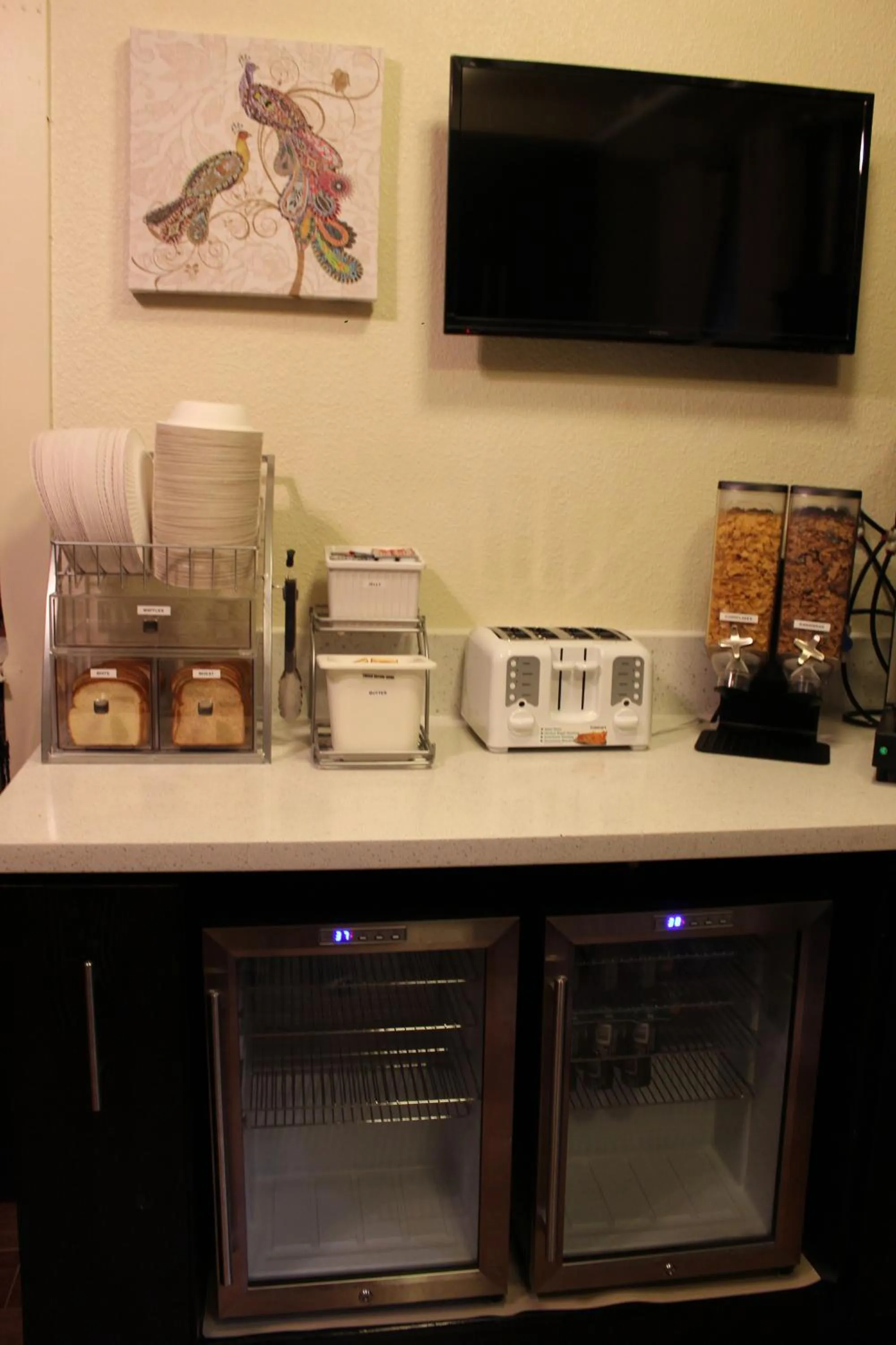 Restaurant/places to eat in Inn on Folsom