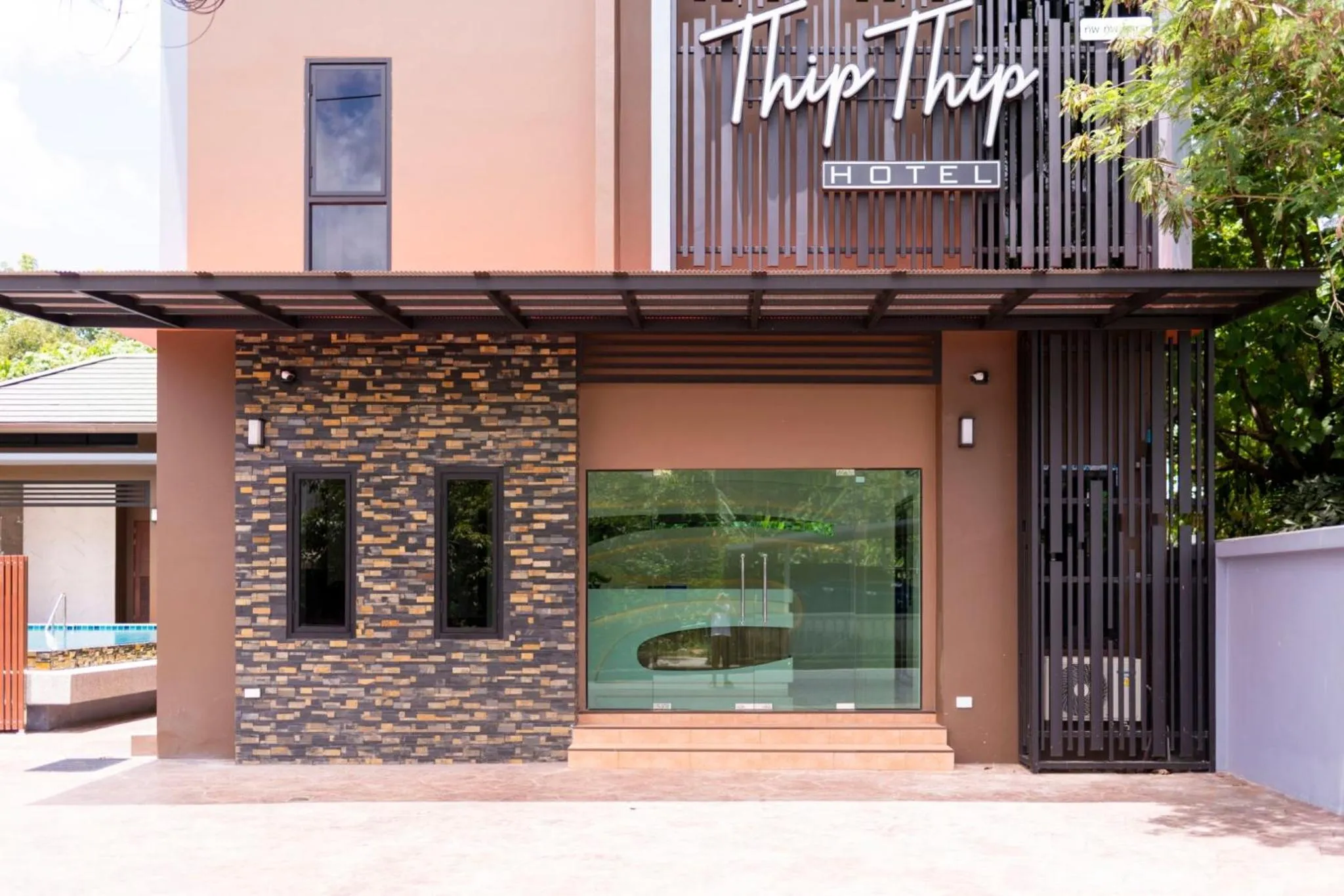 Property building in Thip Thip Hotel