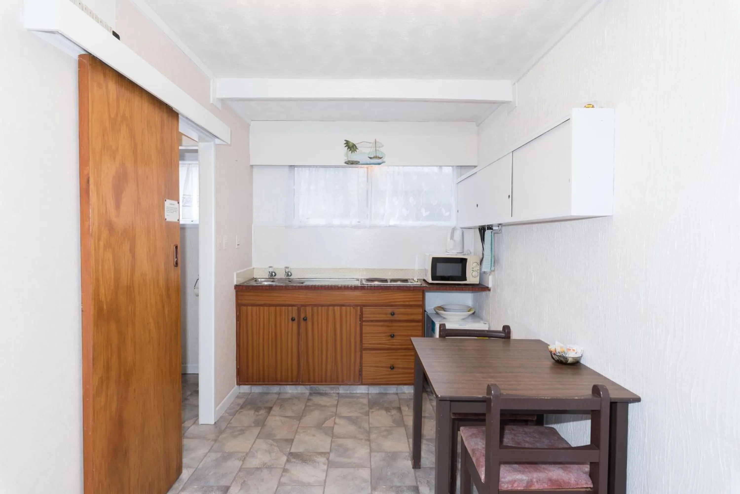 San Marino Motor Lodge Absolute Beachfront