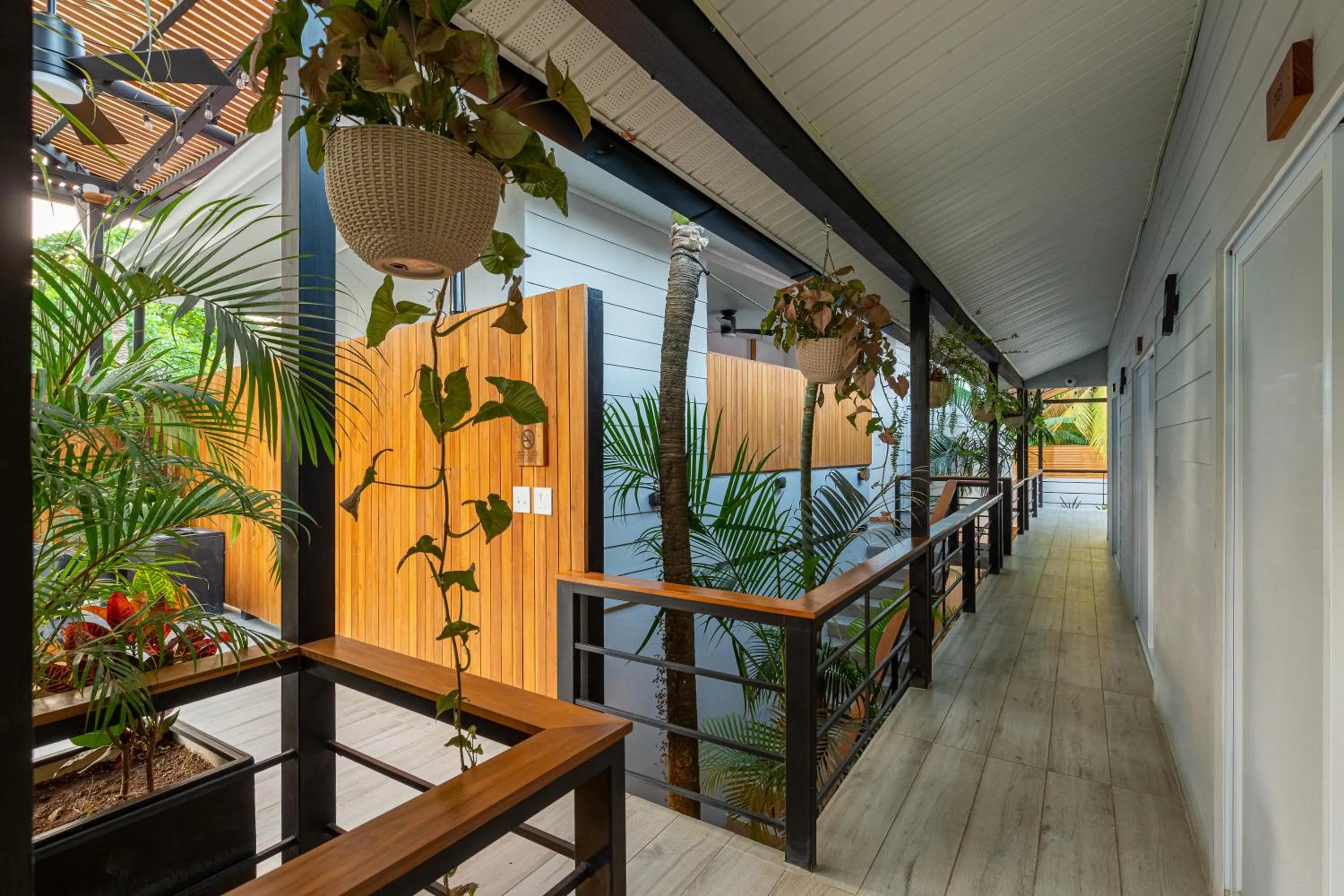 Property building in Ventura Santa Teresa