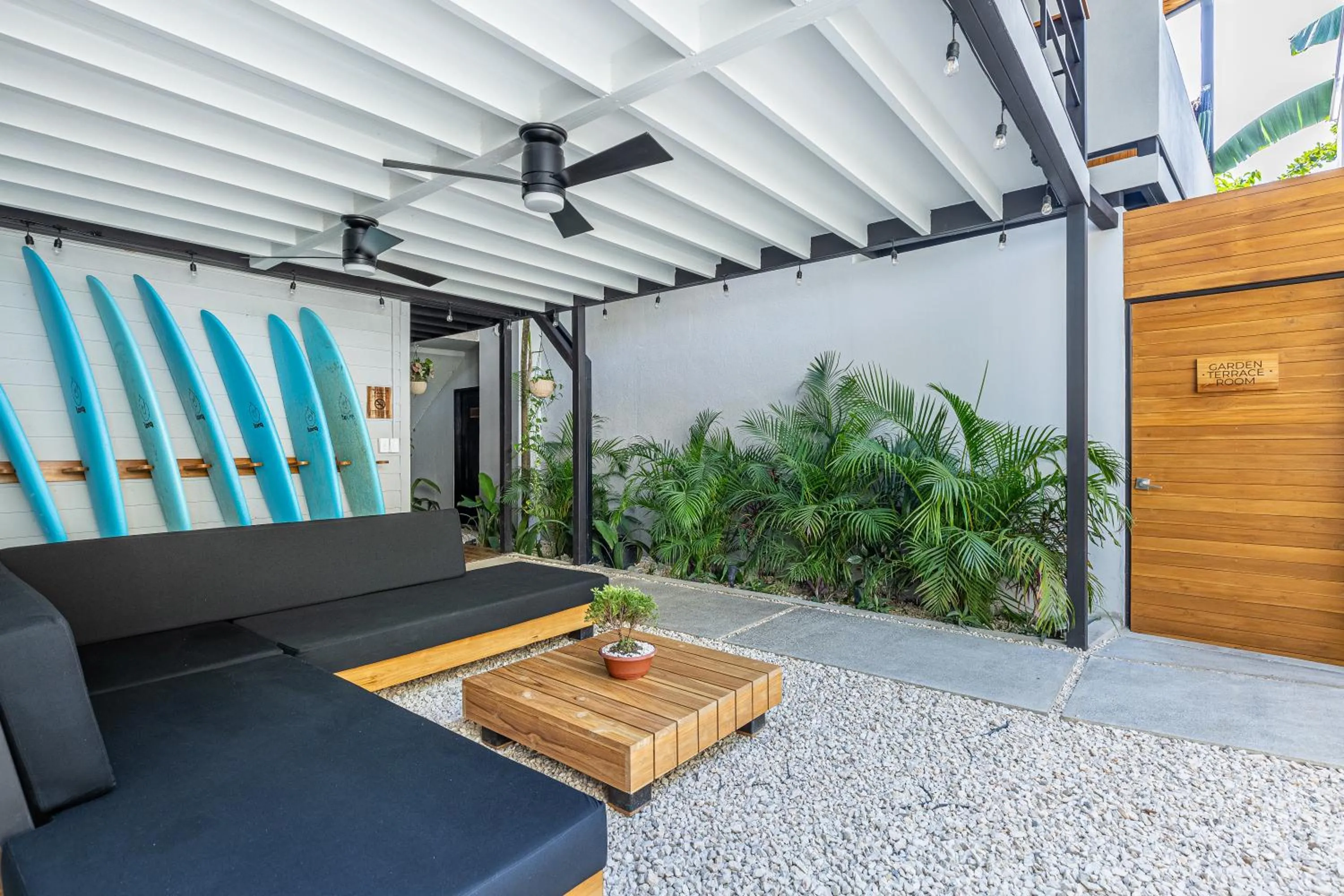 Property building in Ventura Santa Teresa