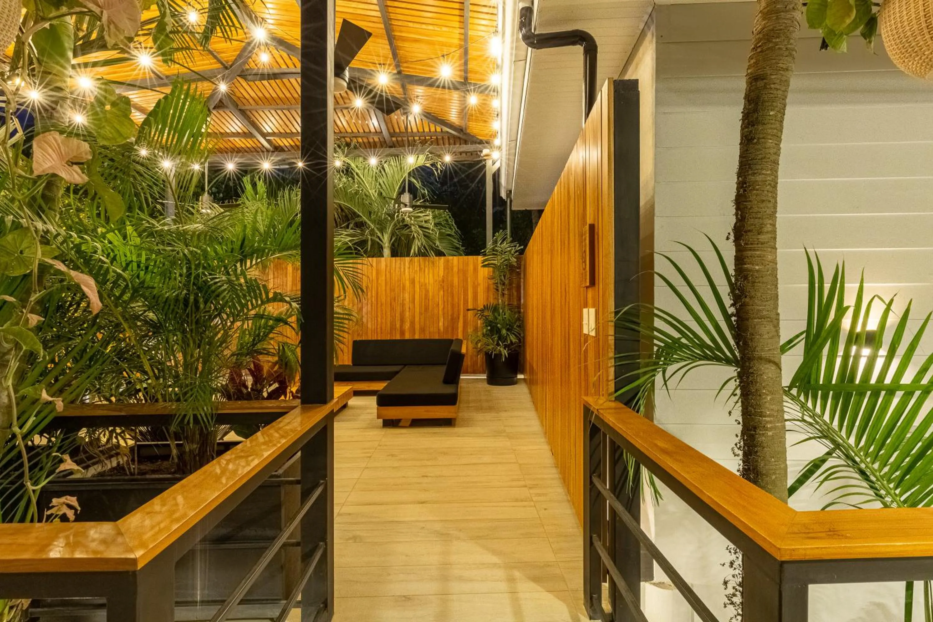 Property building in Ventura Santa Teresa