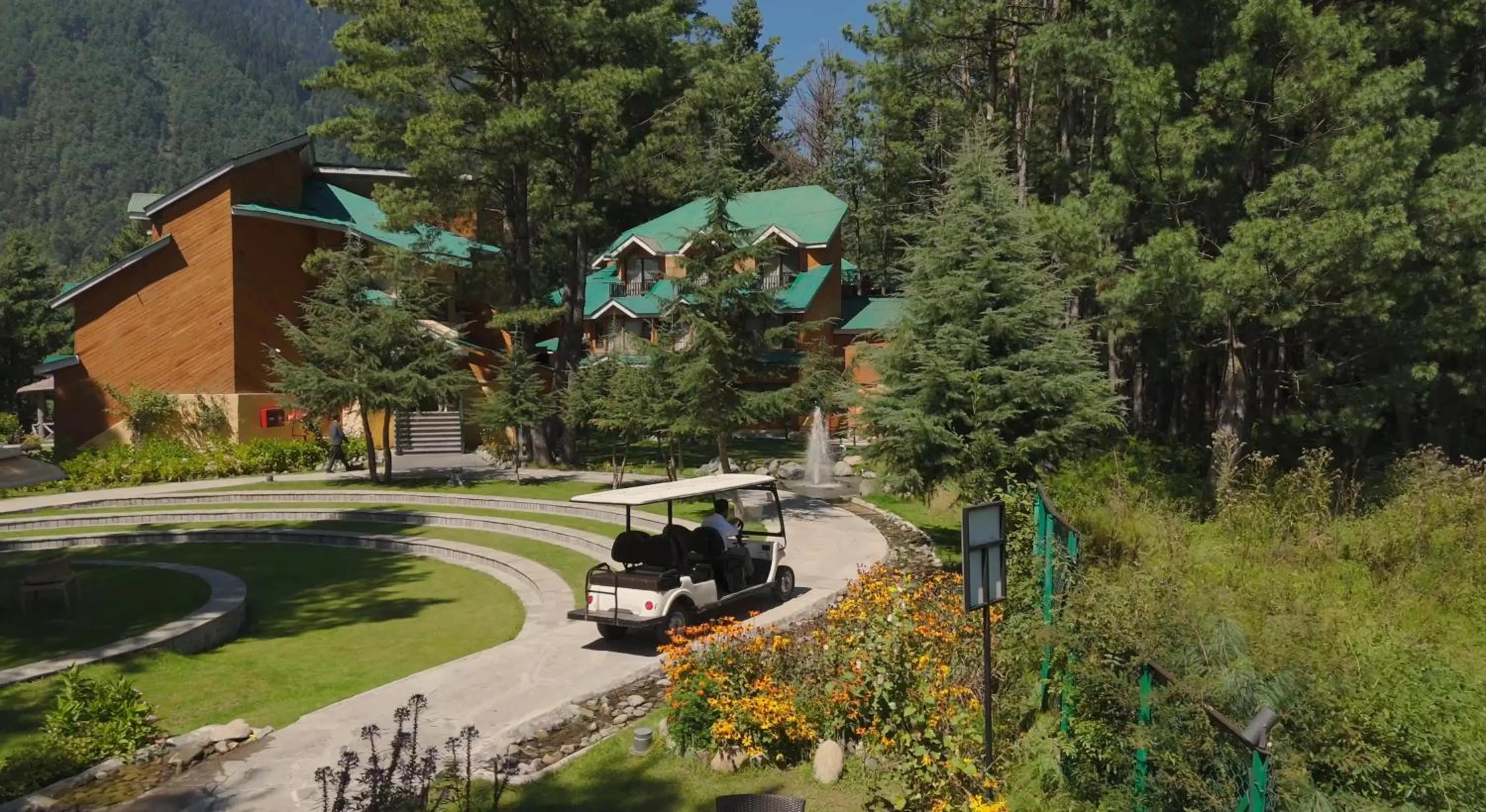 Property building in Radisson Golf Resort Pahalgam