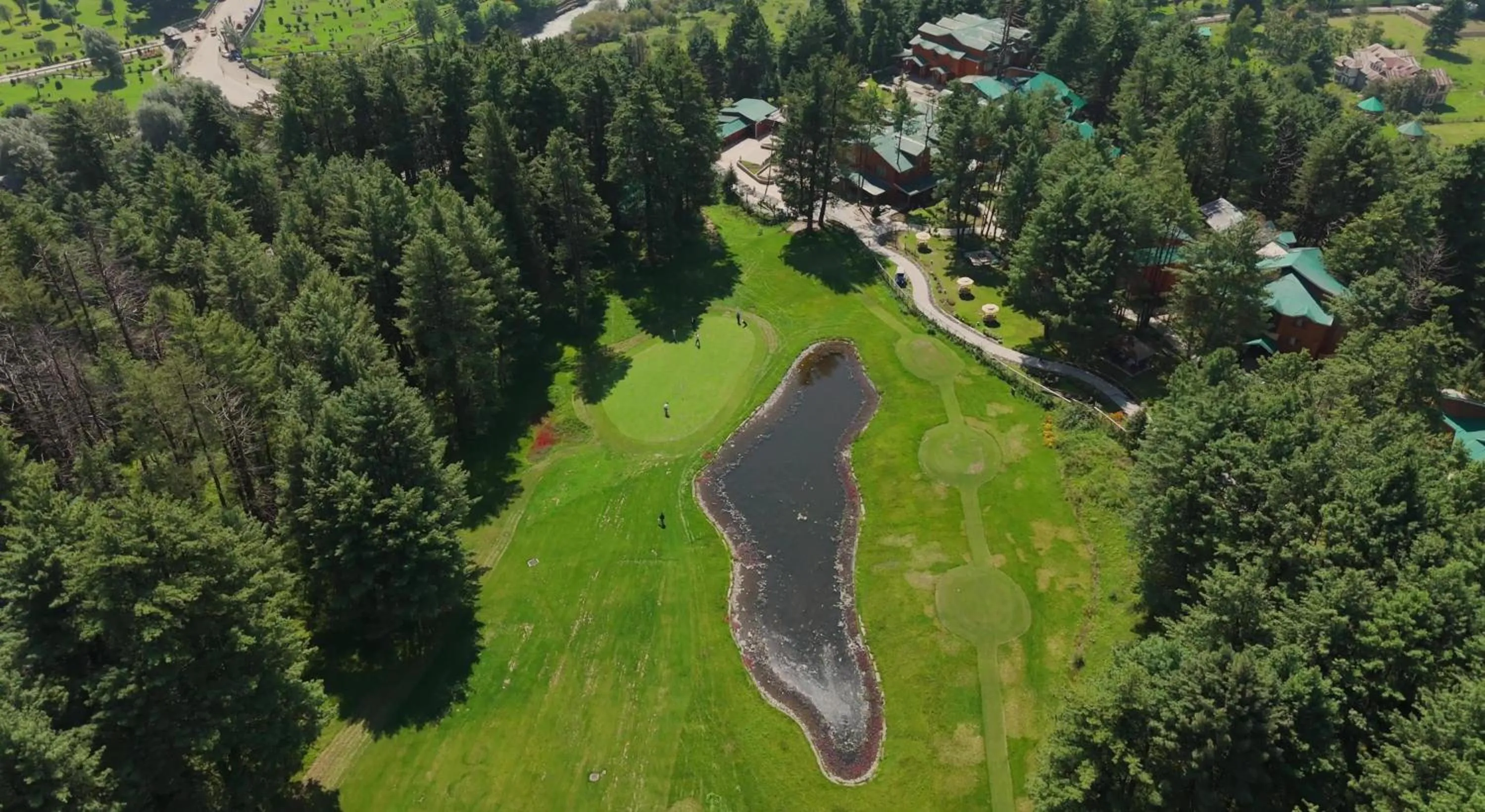 Property building in Radisson Golf Resort Pahalgam