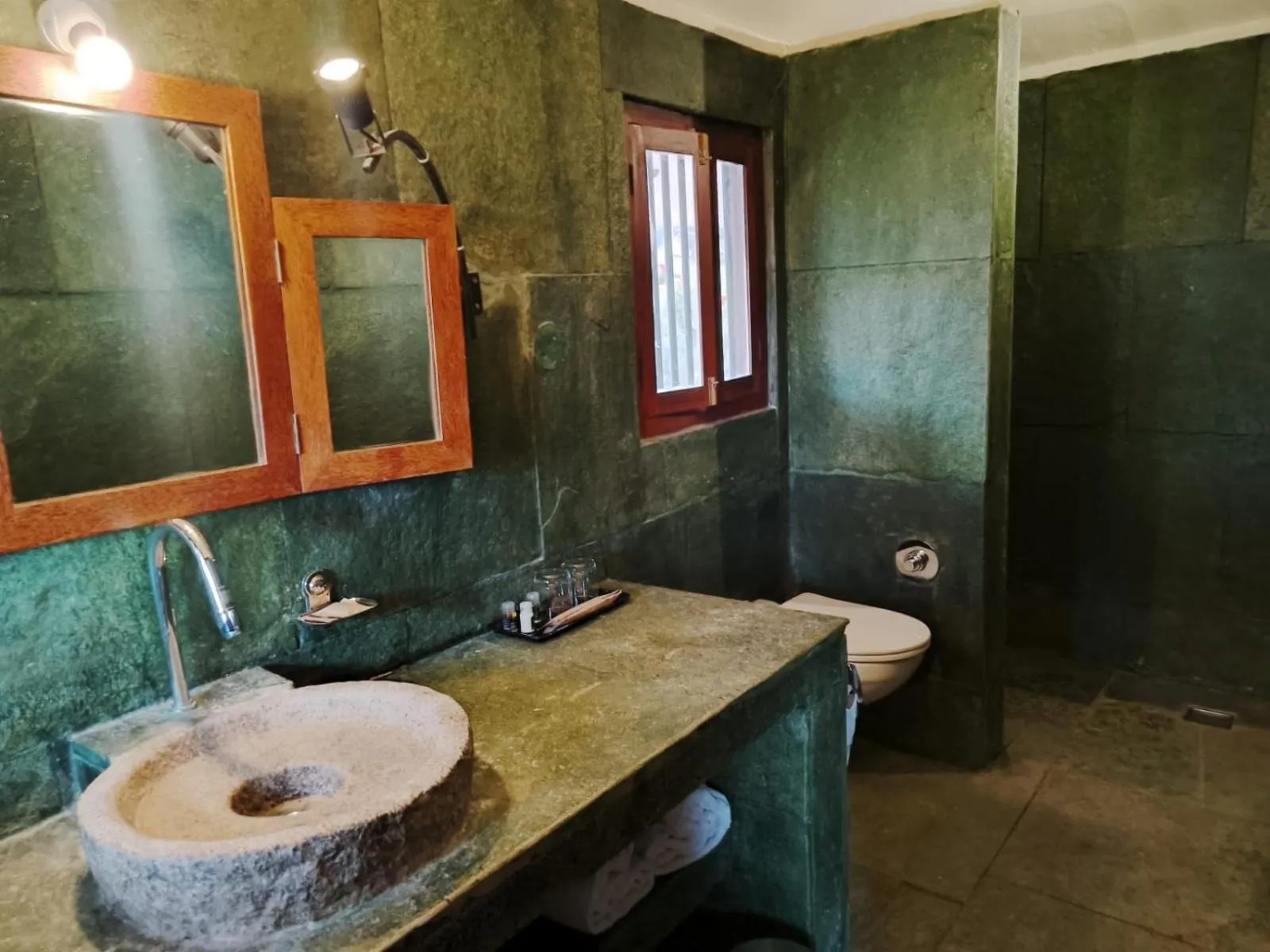 Shower in Mango Hill Yercaud