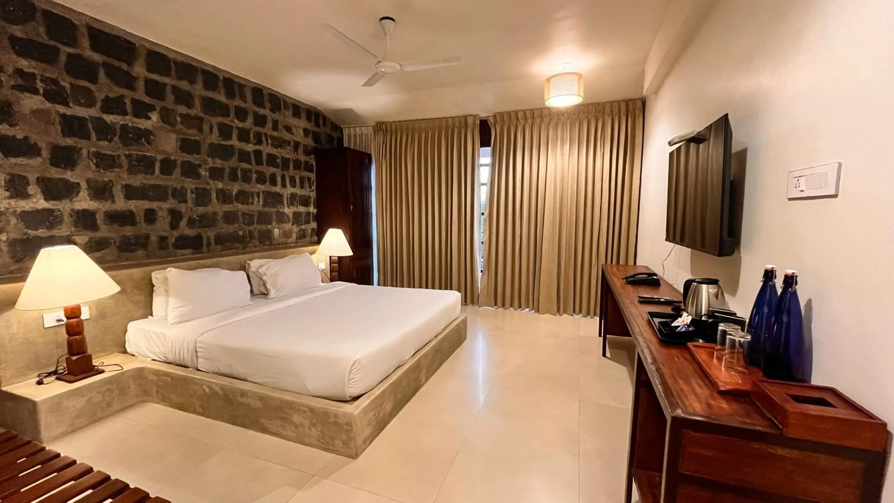 Bed in Mango Hill Yercaud