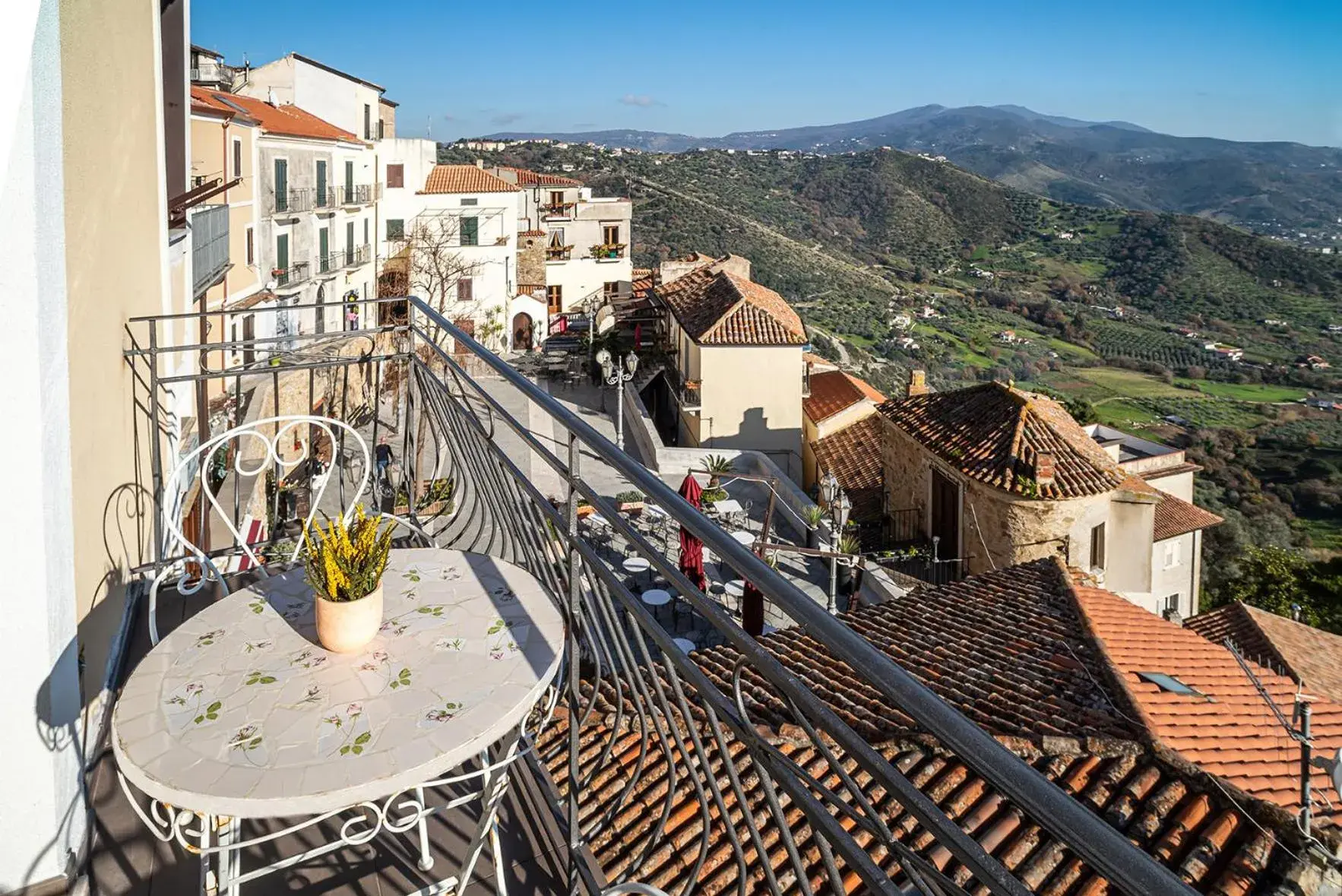 Superior Twin Room with City View in De Gulia Charme and Relax Superior Twin Room with City View in De Gulia Charme and Relax