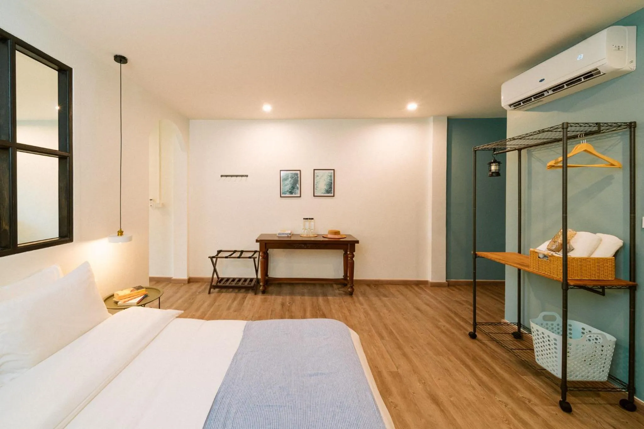 Bedroom, Bed in Nautical Home & Seashell House B&B