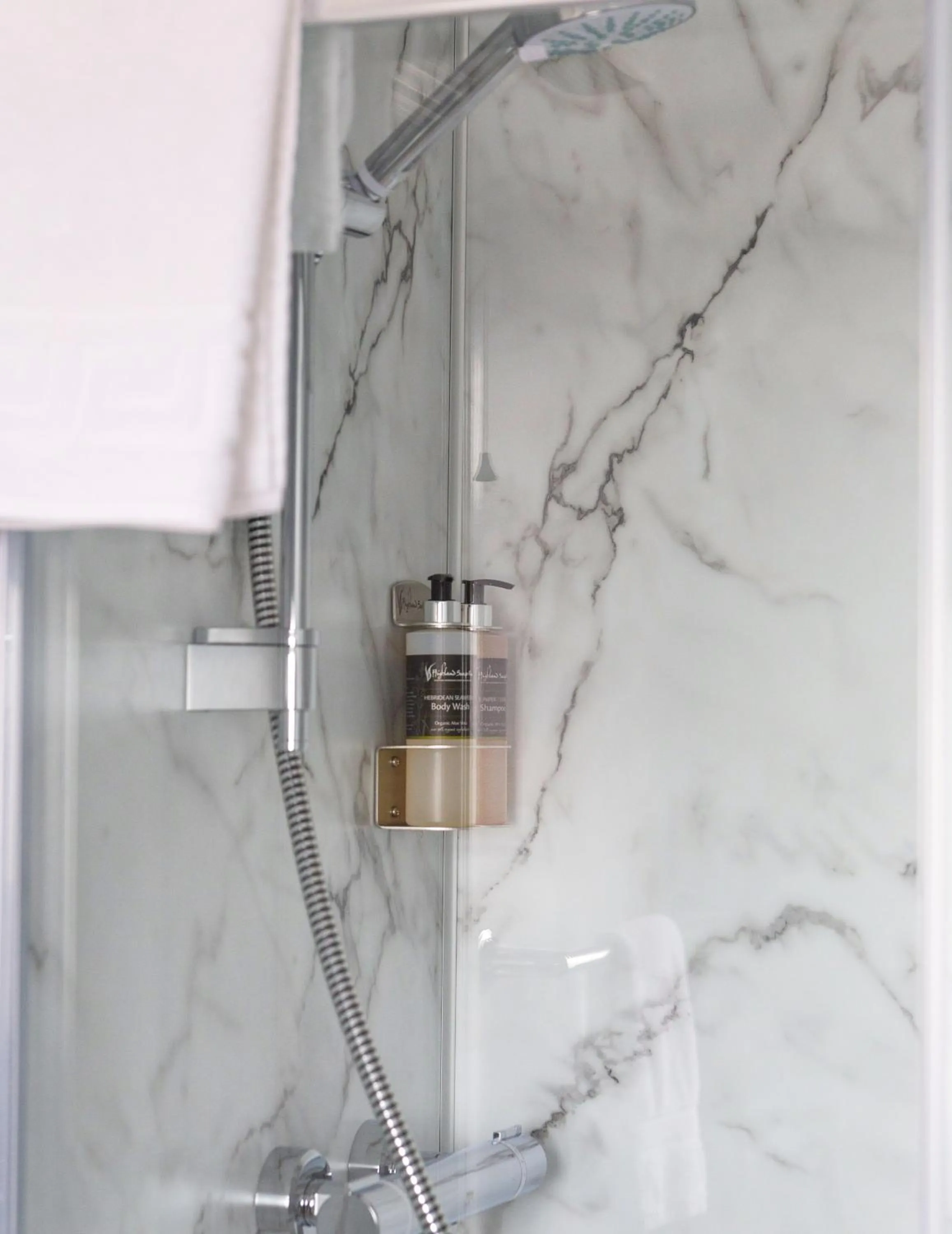 Bathroom in Bojangles Guest House