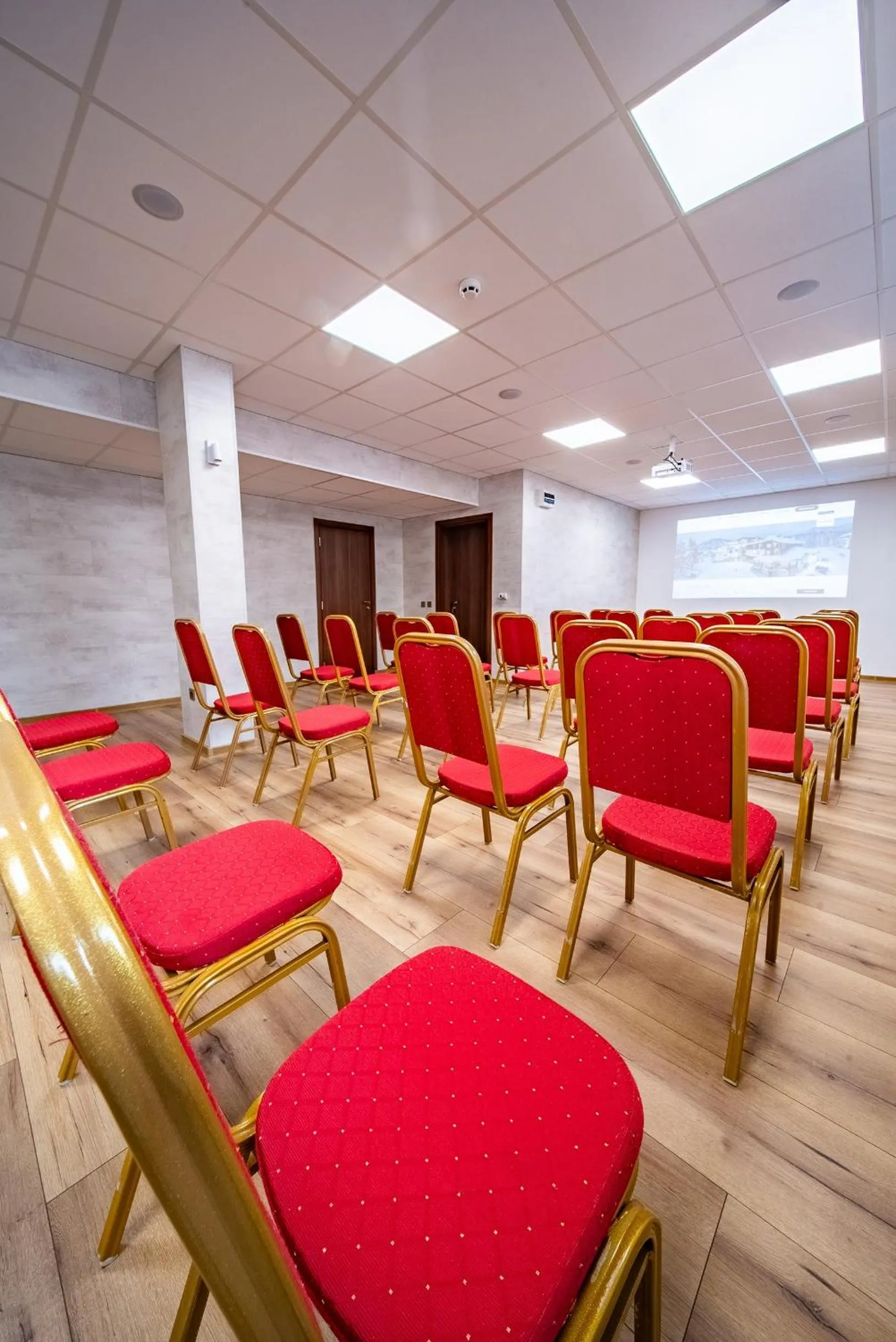 Meeting/conference room in Oak Residence Hotel & Relax